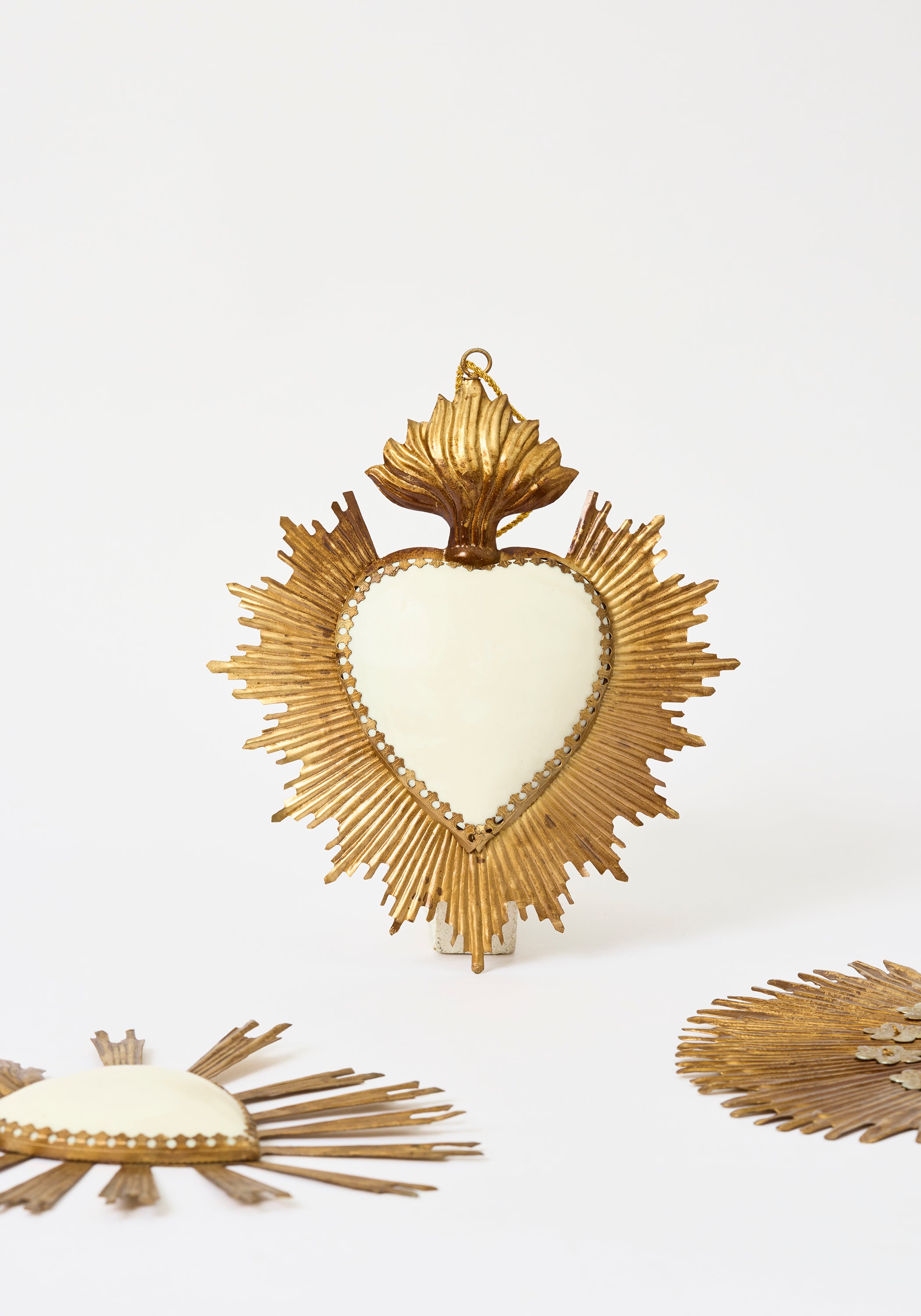 Bold White Resin Flaming Milagro Heart - December Thieves