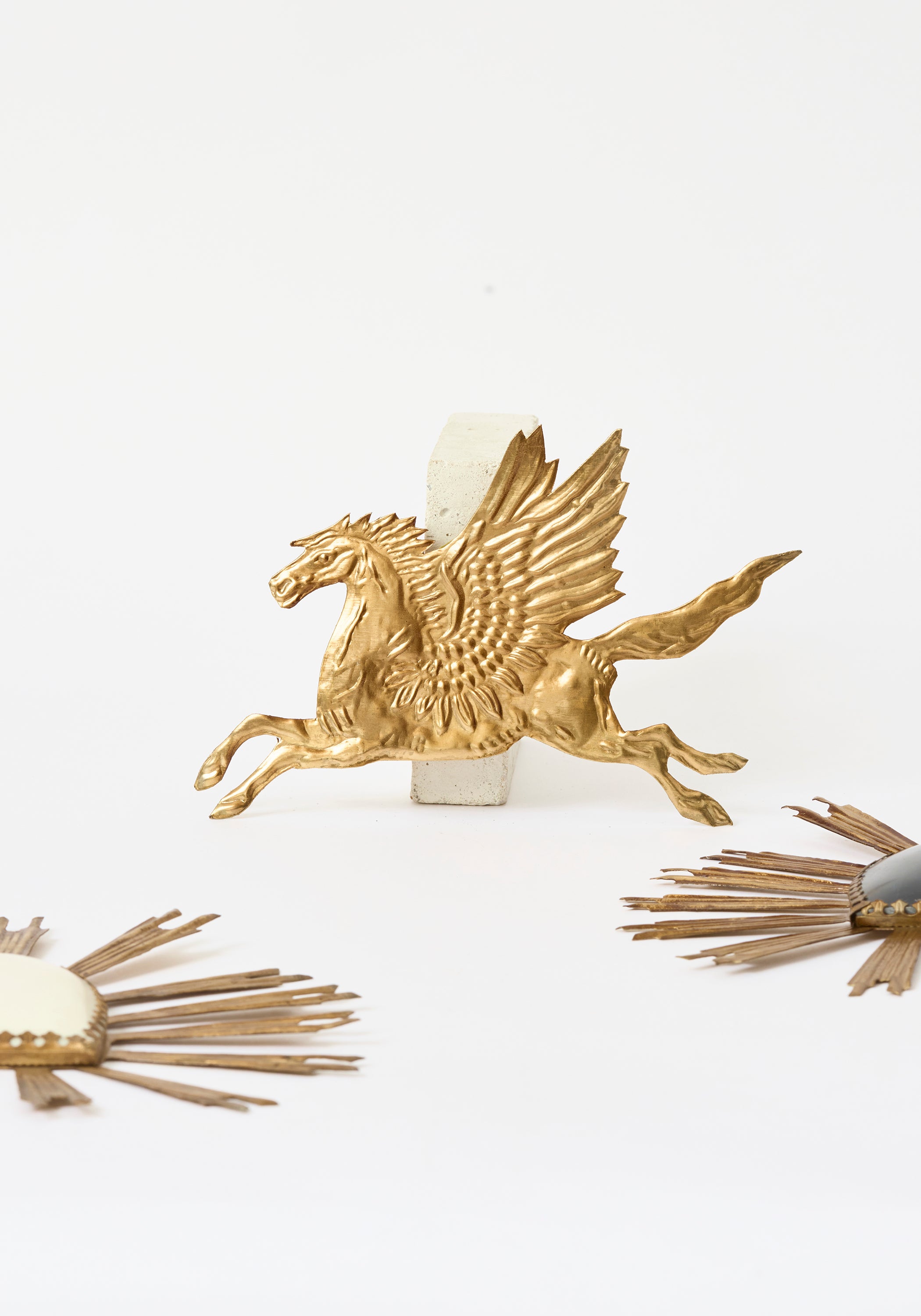 Pegasus Milagro - December Thieves