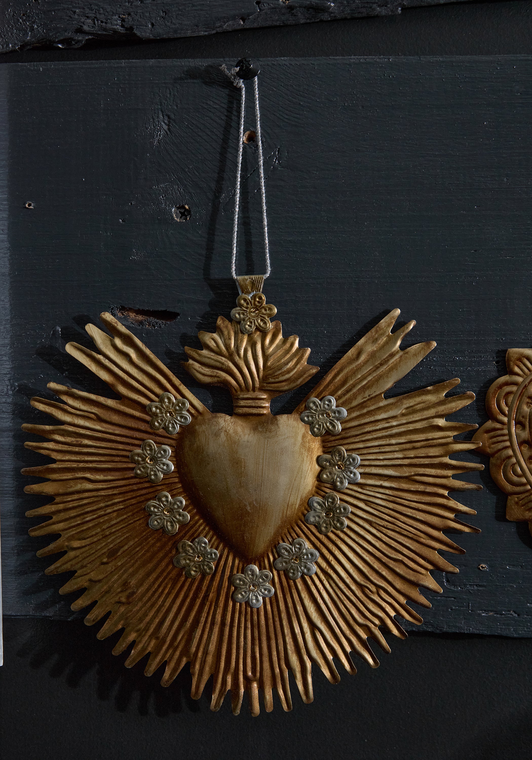 Sunburst Flame Floral Detail Heart Milagro