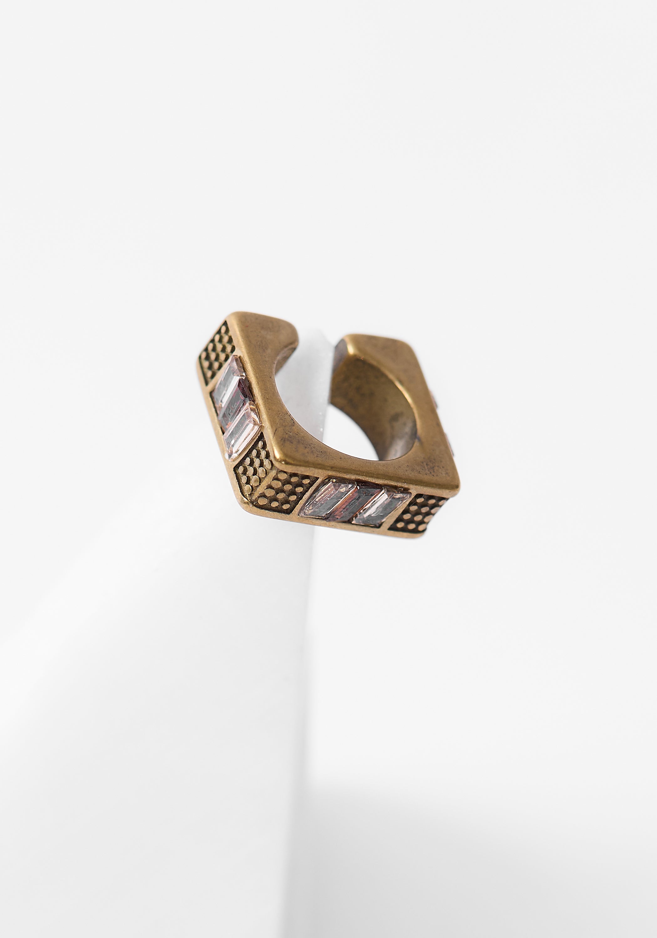 Shinsei Vintage Gold Tone Stainless Steel and Zircons Earcuff