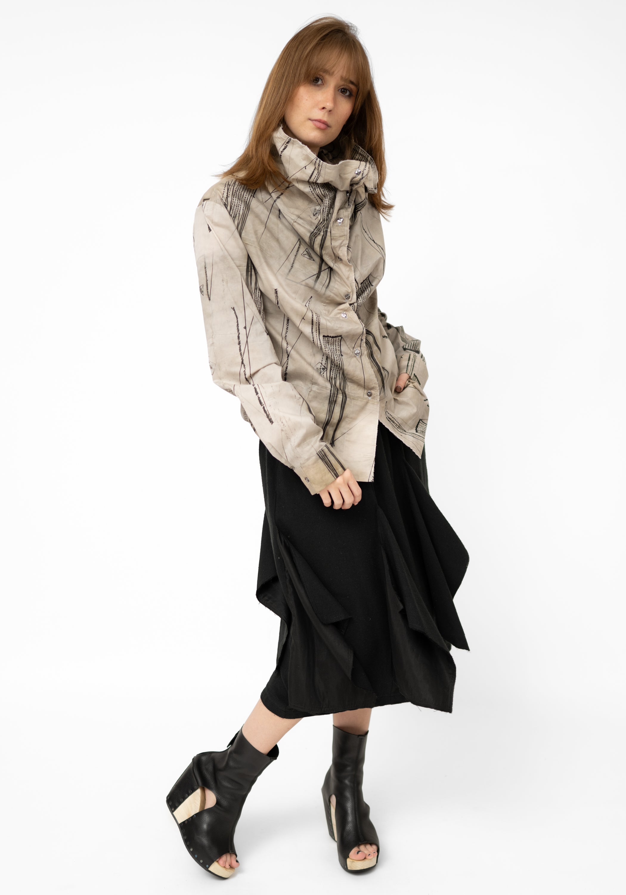 Wired Neck Printed Blouse