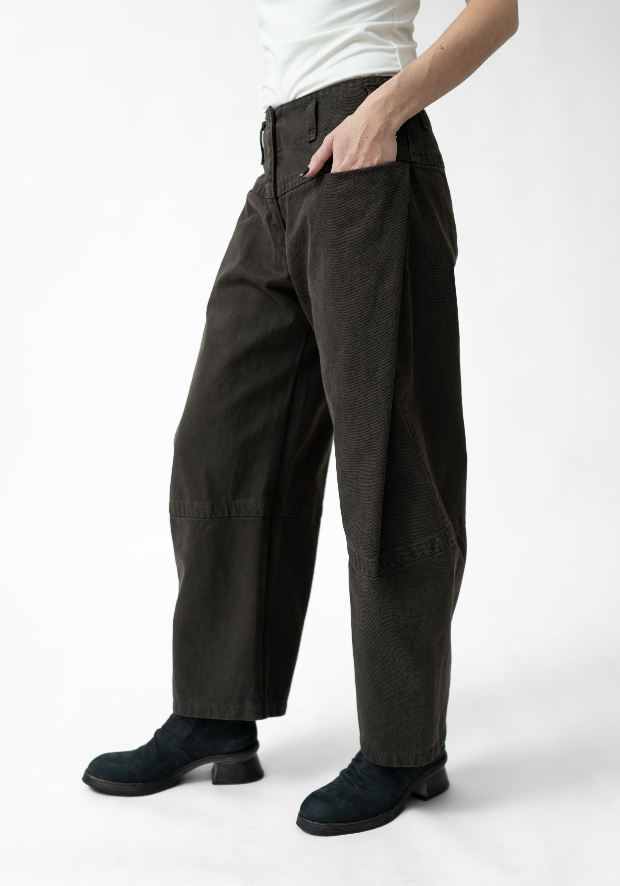 Pleat Detail Tapered Full Leg Pants