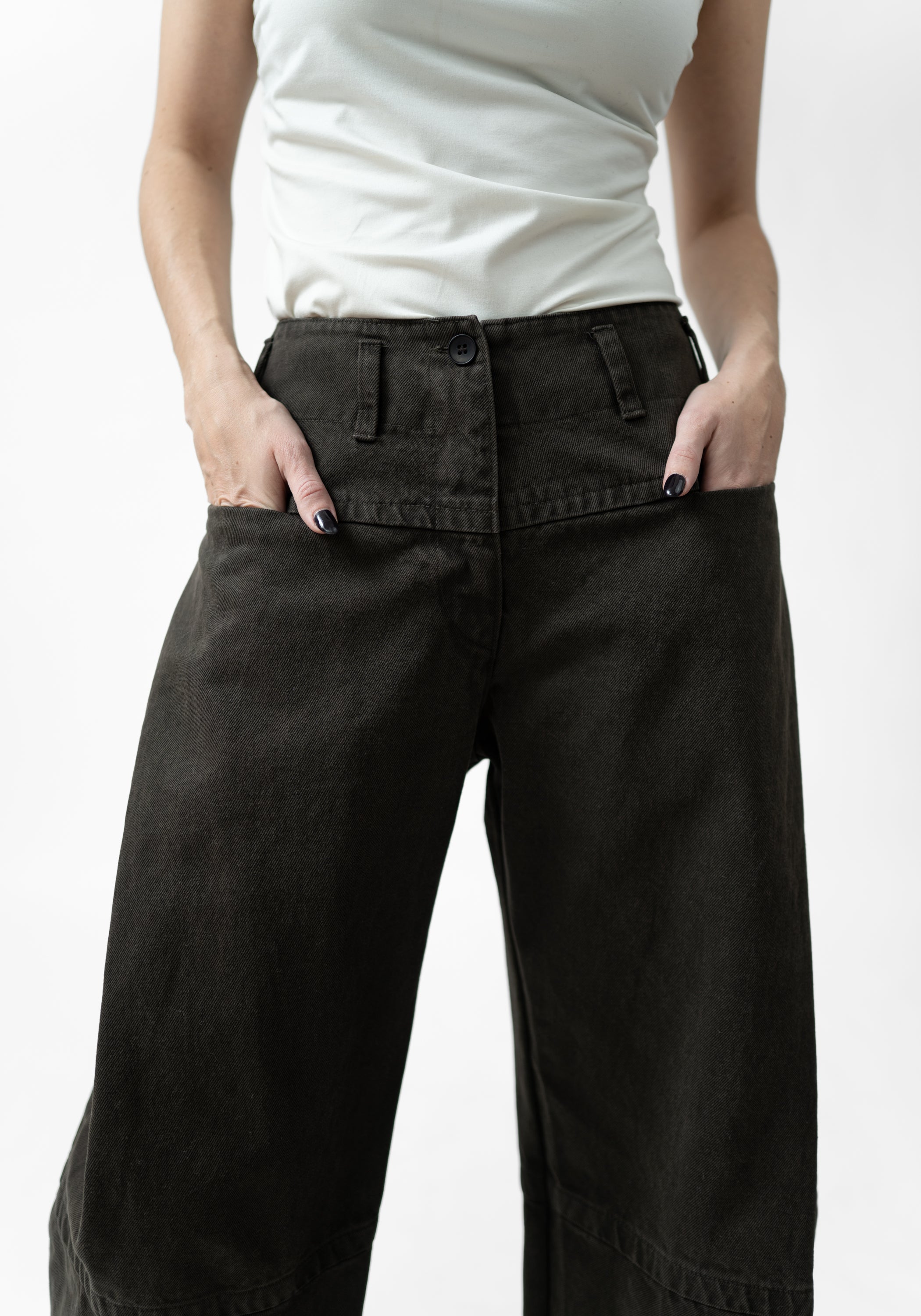 Pleat Detail Tapered Full Leg Pants