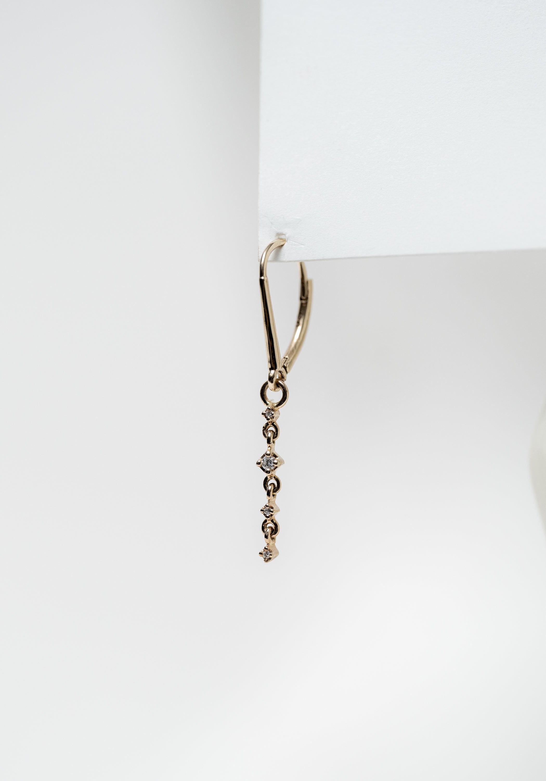 Single 9K Gold Diamond Petite Honey Hook Drop