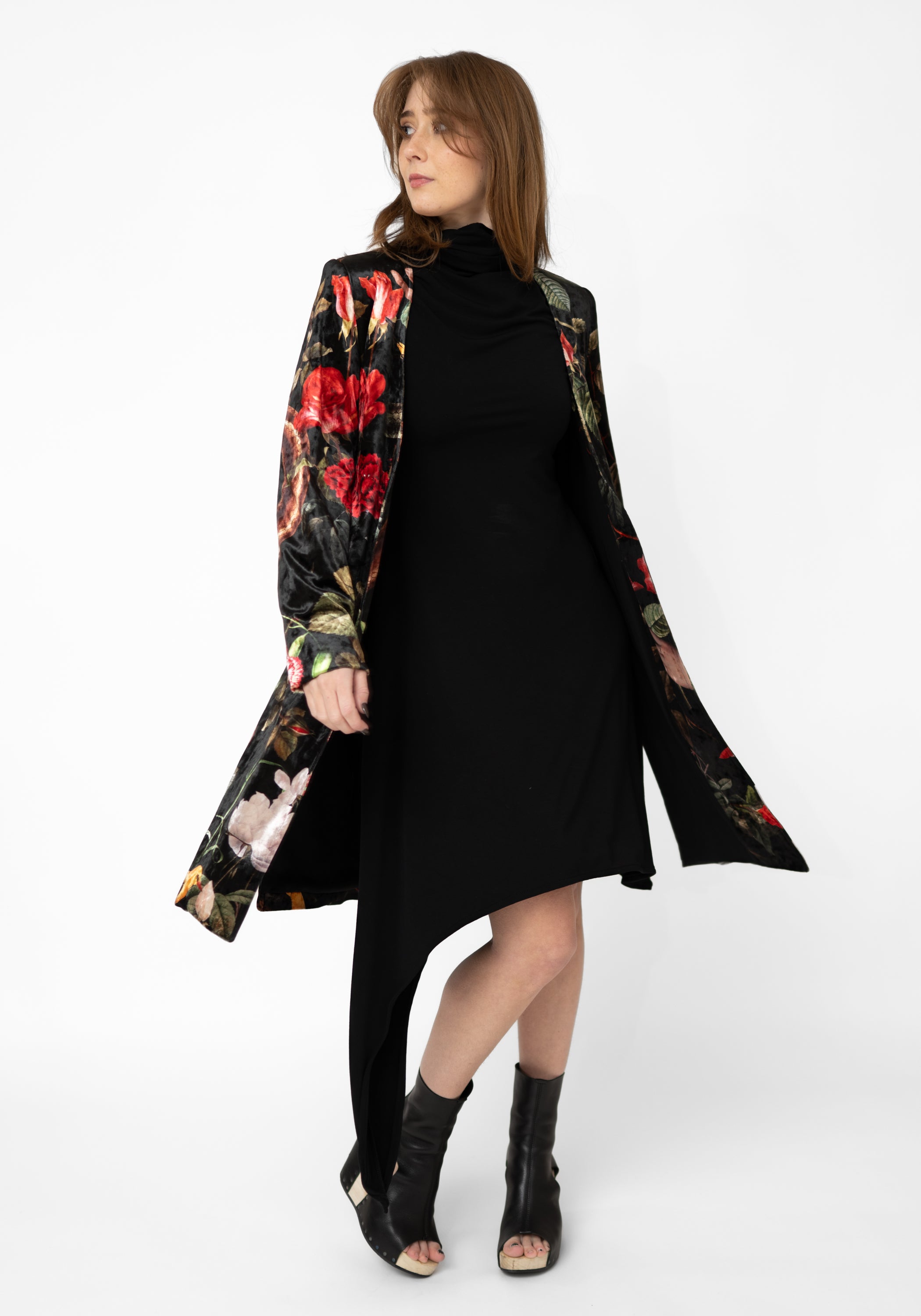 Roses Velvet Kimono