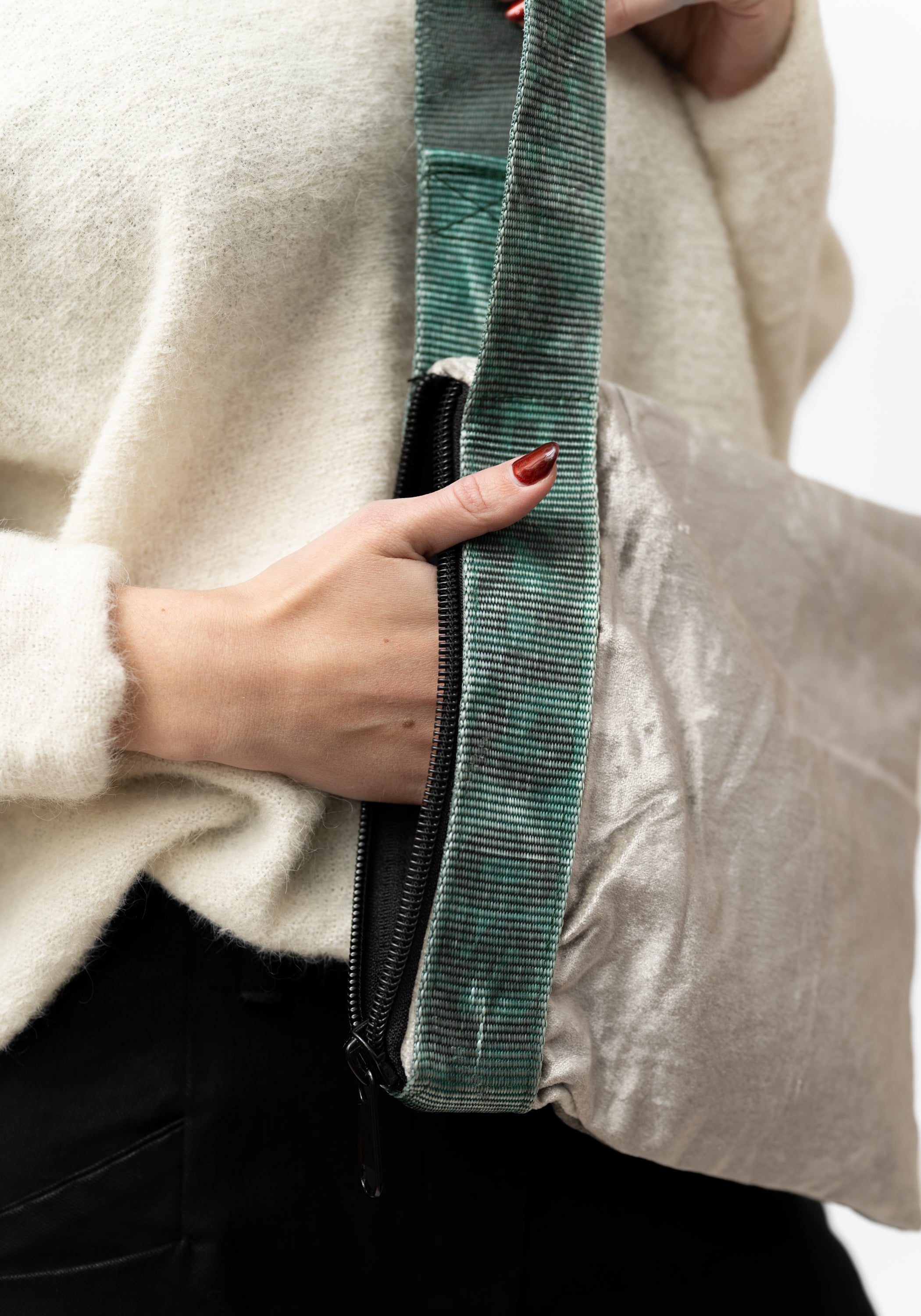 Vintage Sling Belt Pouch - December Thieves