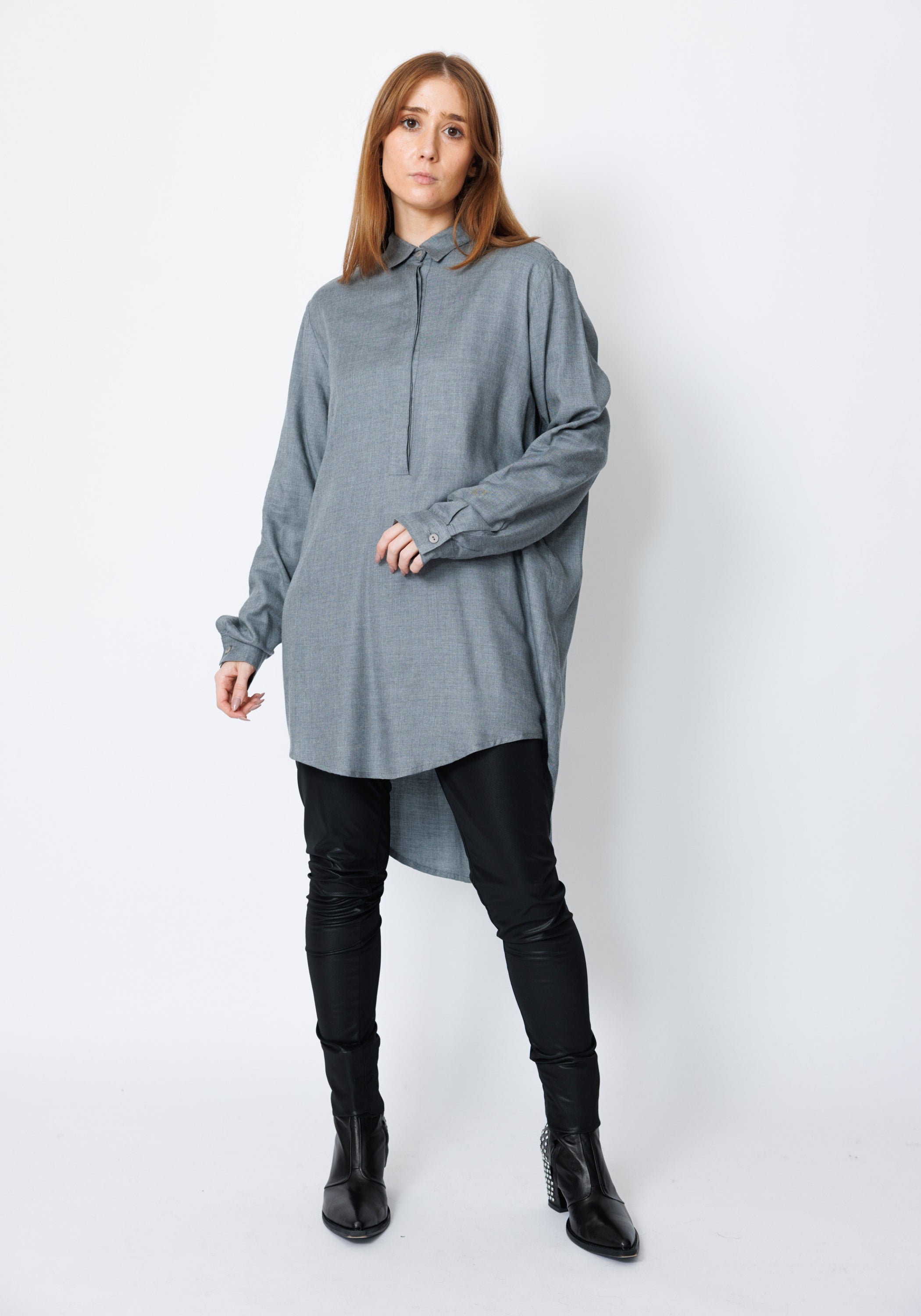 Aligato Oversized Pullover Blouse