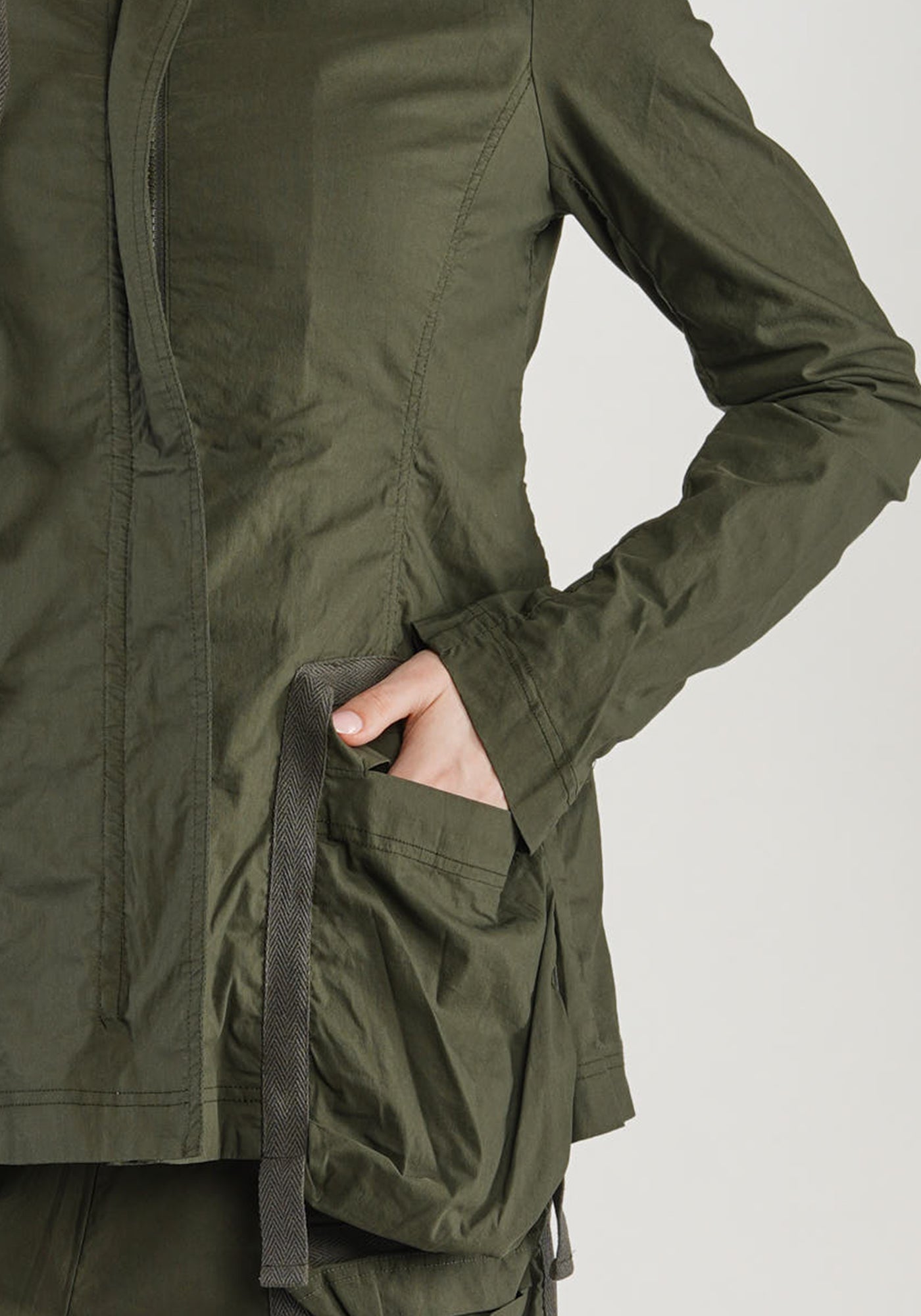 Loosely Tailored High Neck Hooded Jacket with Bold Pocket Details