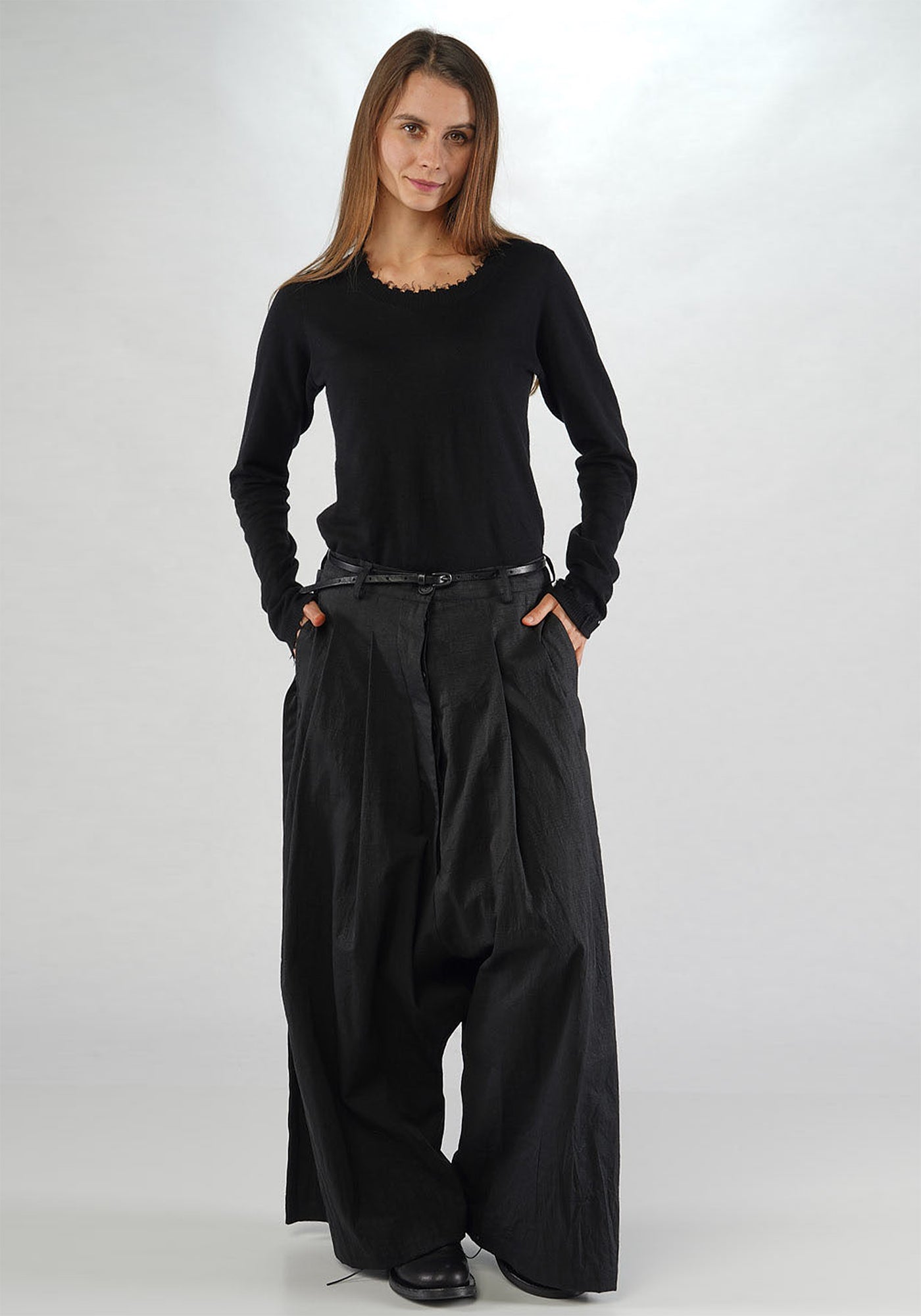 Extreme Drop Seat Pleat Detail Pants