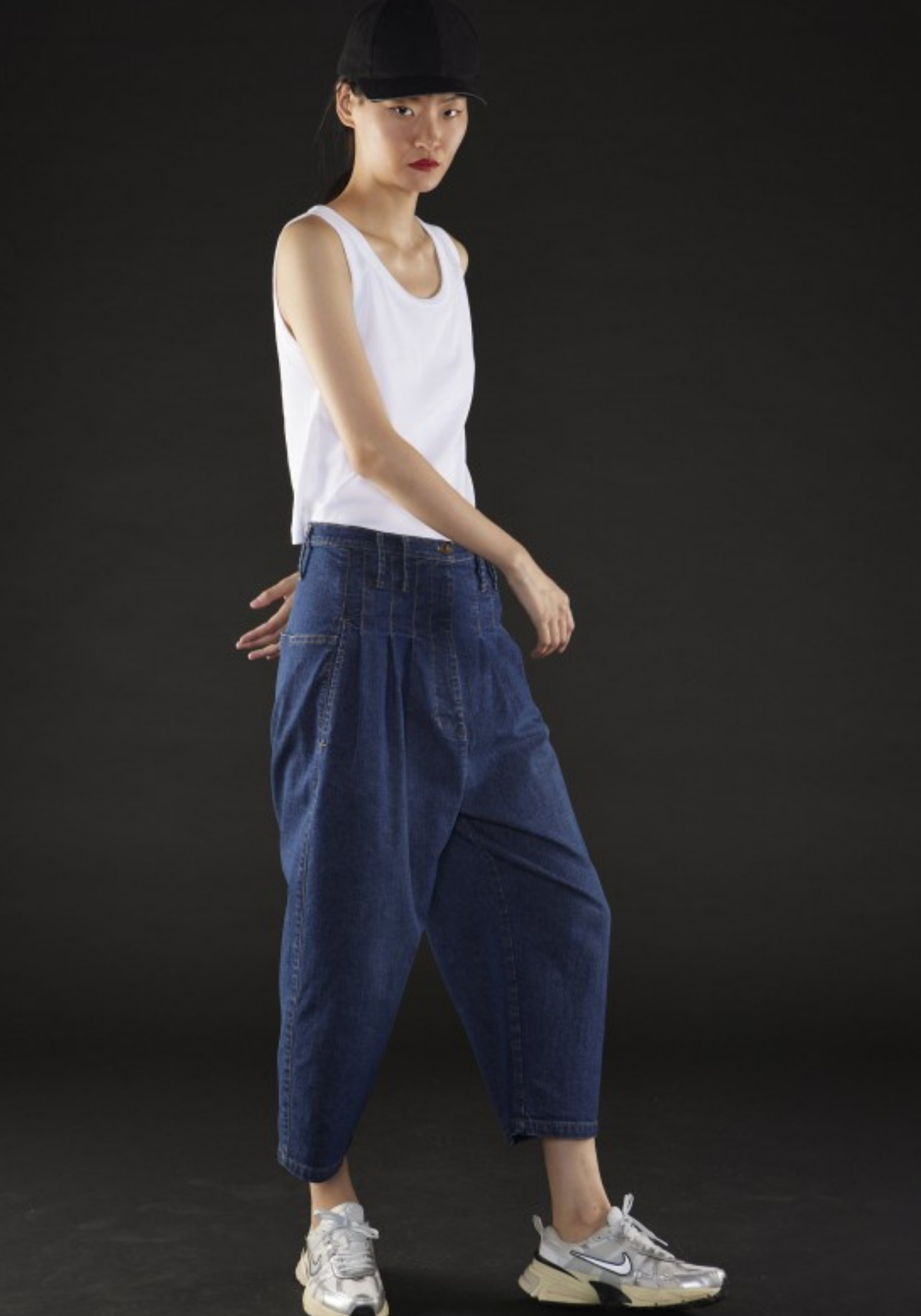 Drop Seat Cropped Tapered Leg Denim Pants