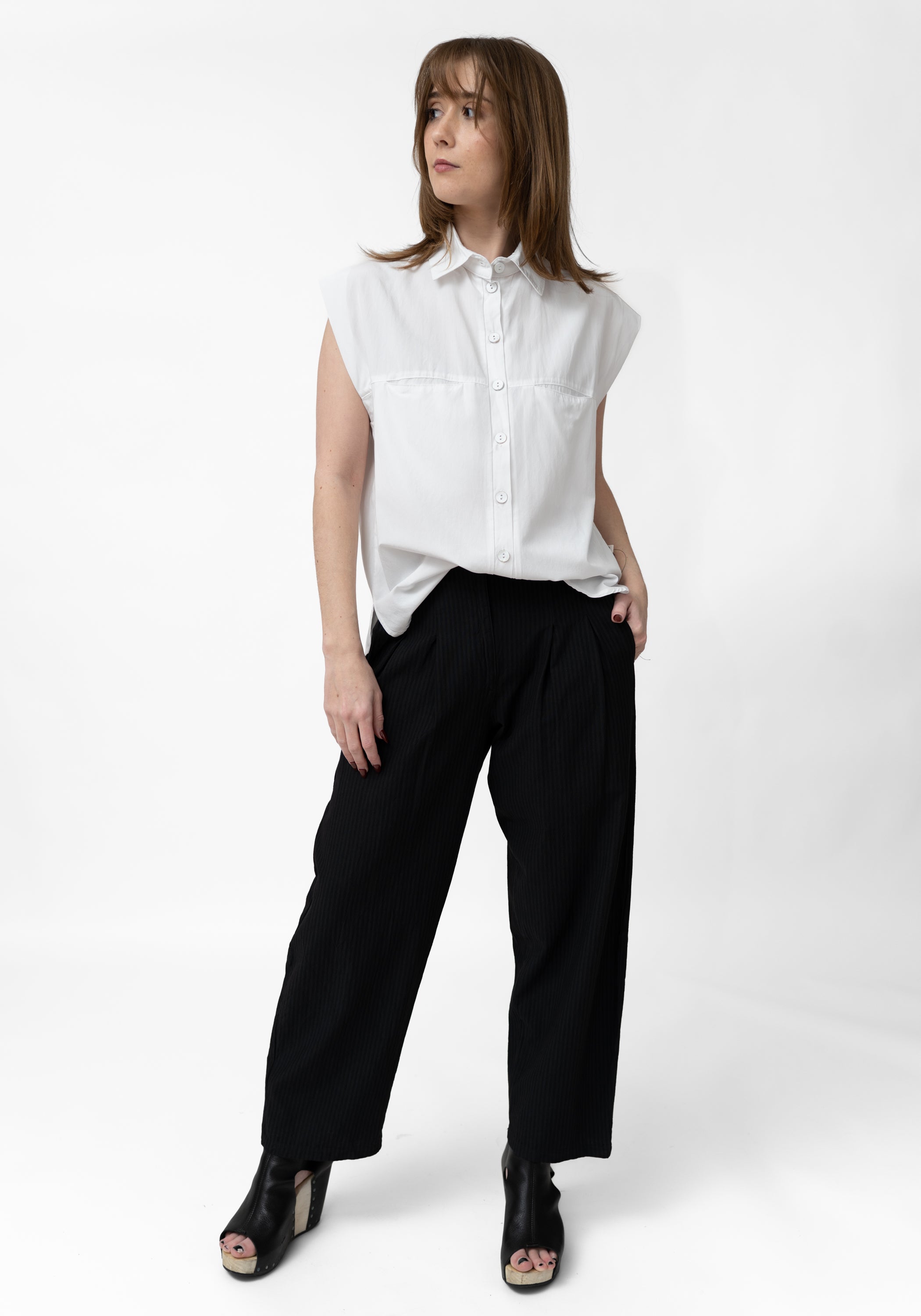 Sleeveless Boxy Blouse - December Thieves