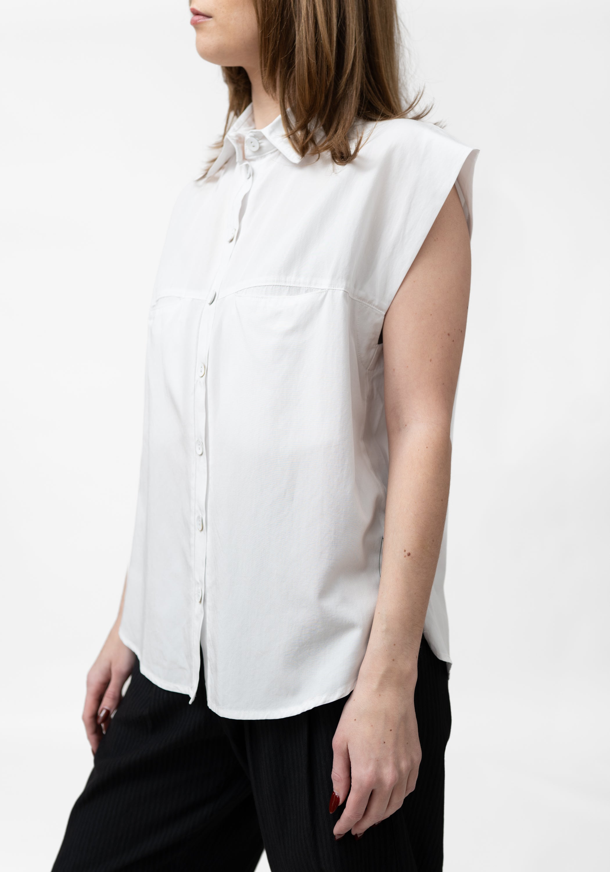 Sleeveless Boxy Blouse - December Thieves