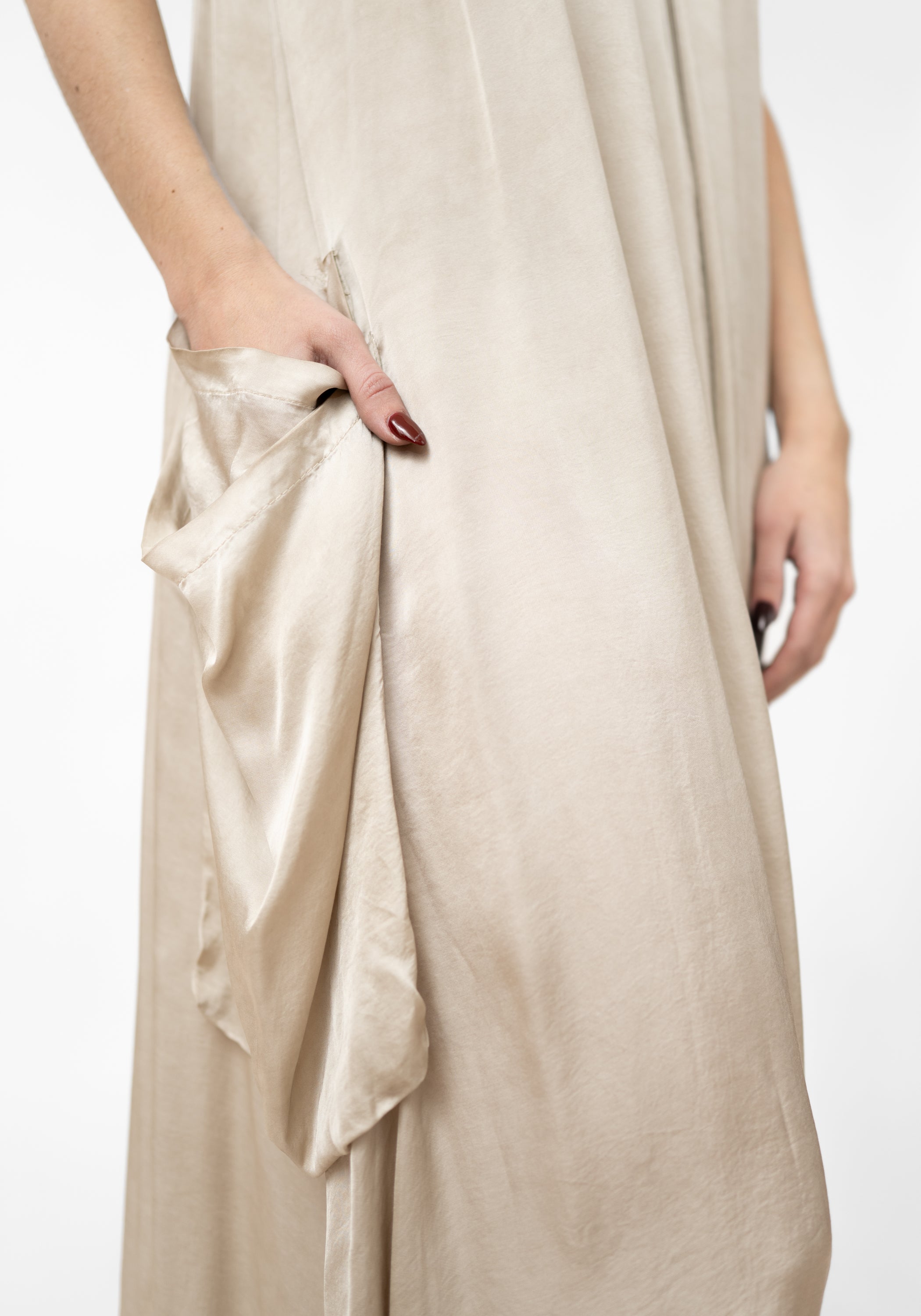 Strappy Doubled Pockets Maxi Dress - December Thieves