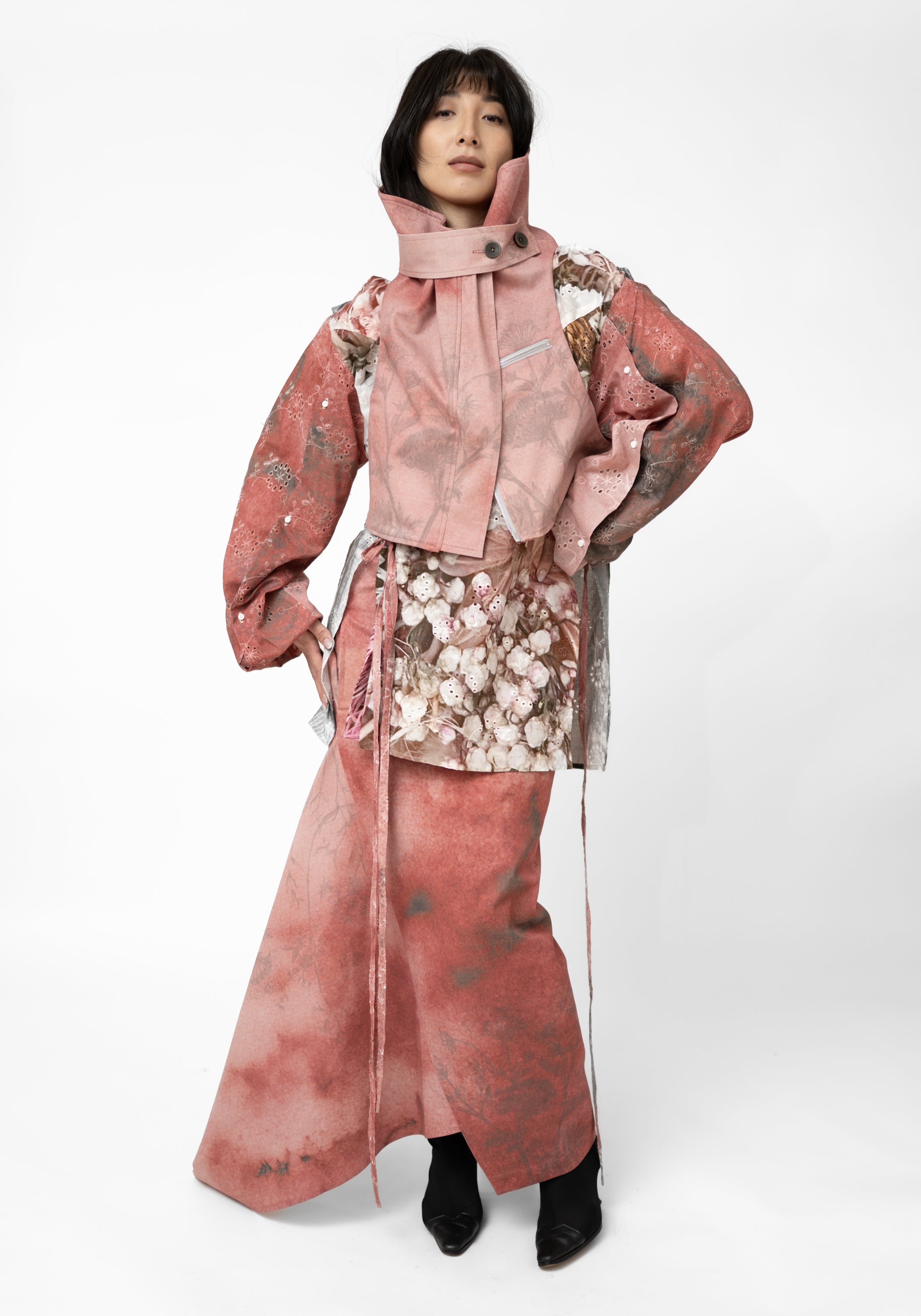 Transformable Cropped High Neck Printed Vest - December Thieves