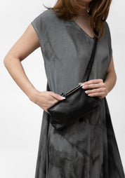 Bigla Wide Black Leather Bag - December Thieves