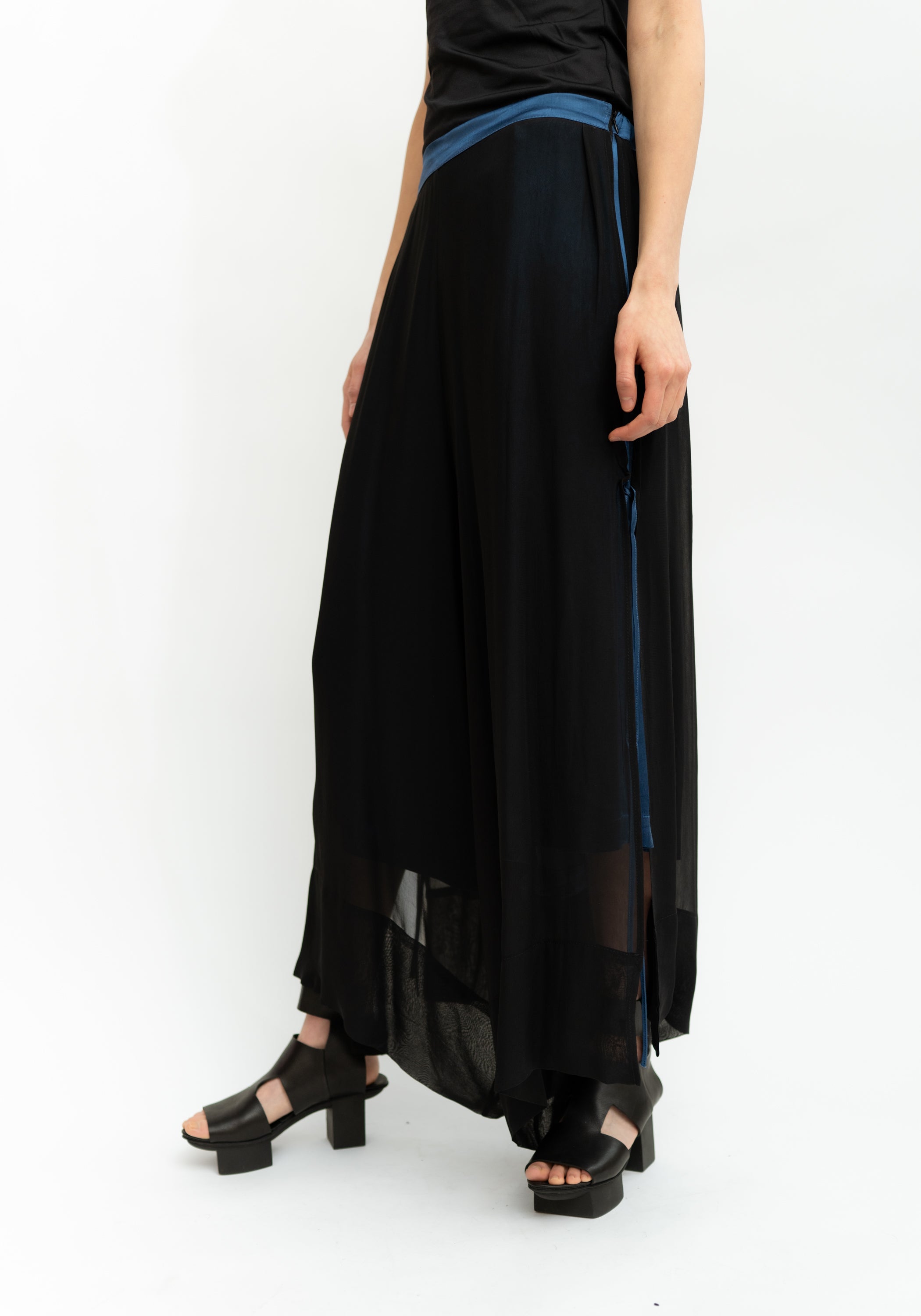 Paneled Contrast Details Cropped Wide Leg Pants