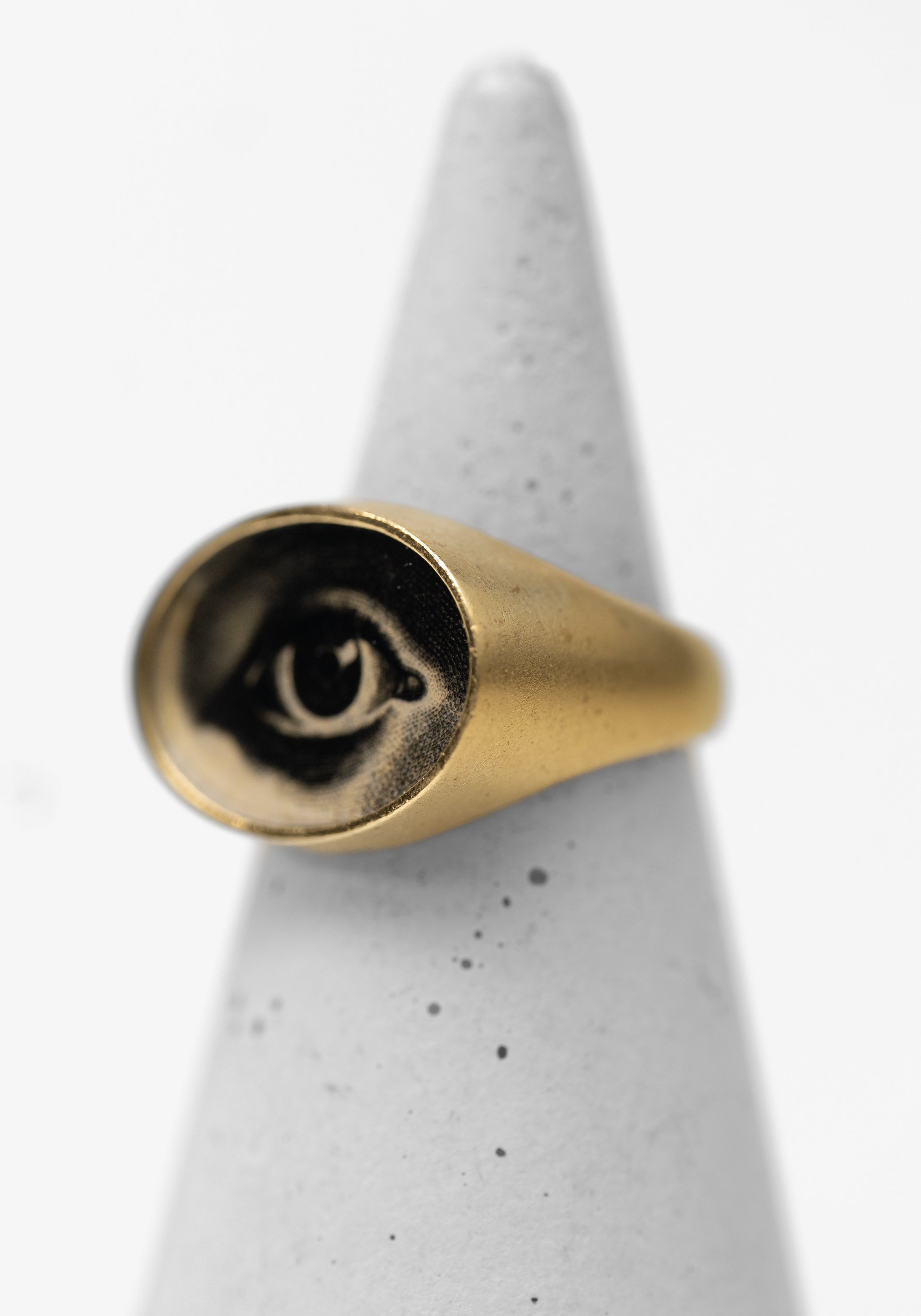 Gold Vermeil Lover's Eye Signet Ring - December Thieves