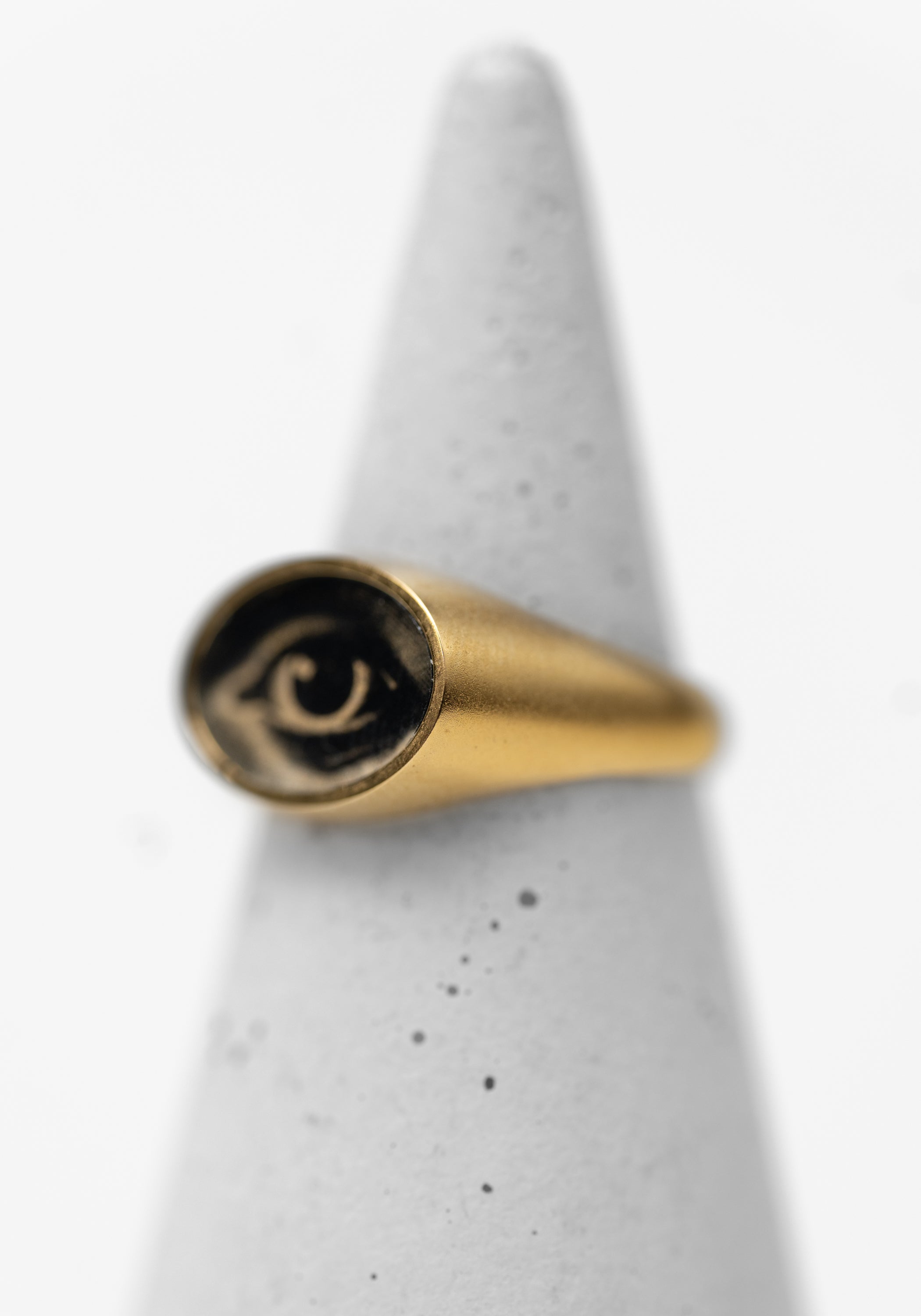 Gold Vermeil Petite Lover's Eye Signet Ring - December Thieves