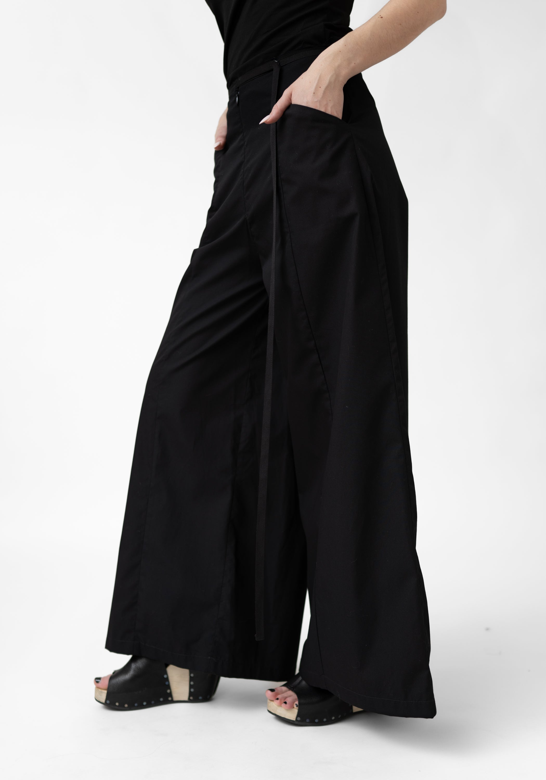 Black Poplin Dani James Pants - December Thieves