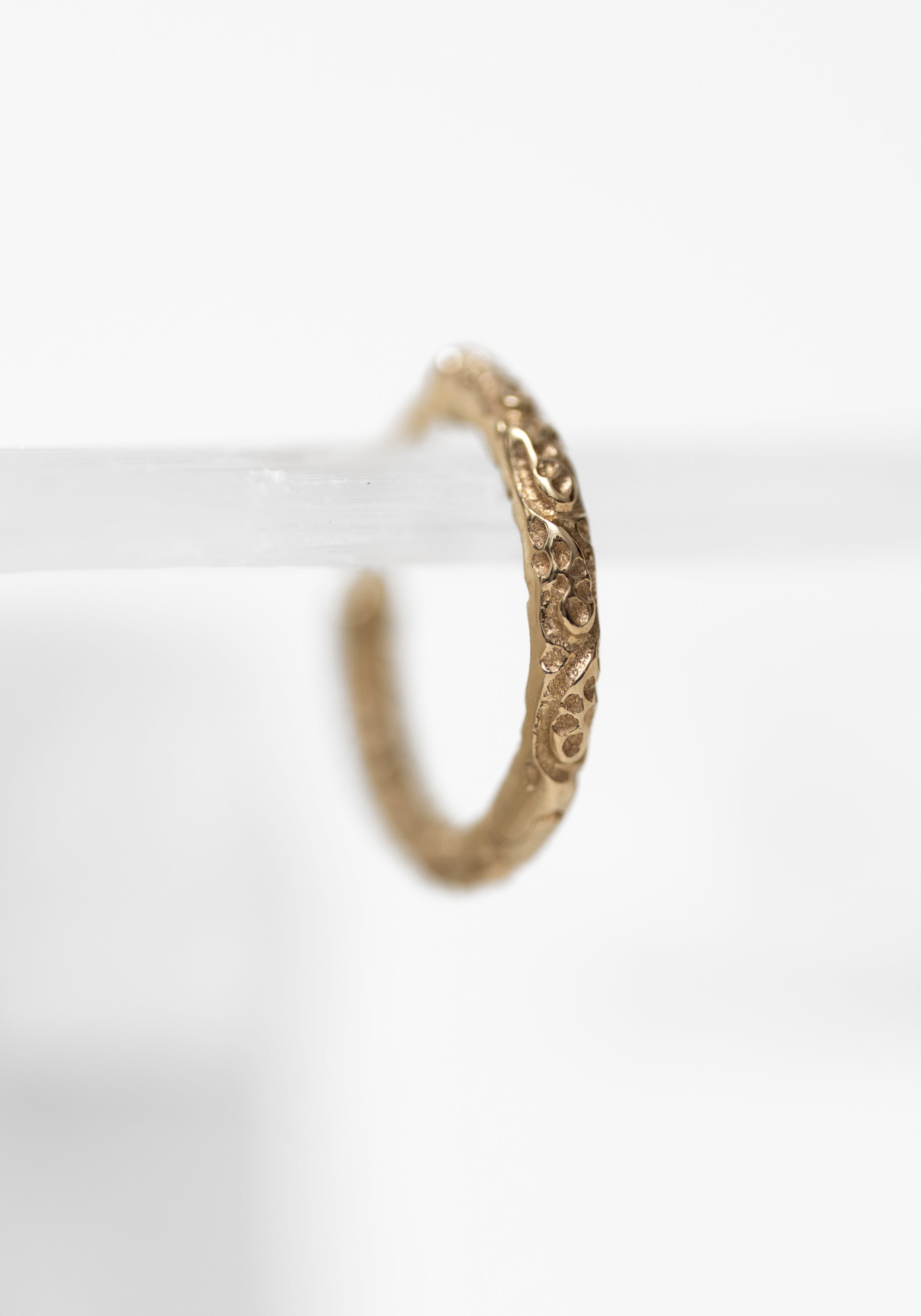 Single 9k Gold Engraved Clicker Hoop - December Thieves