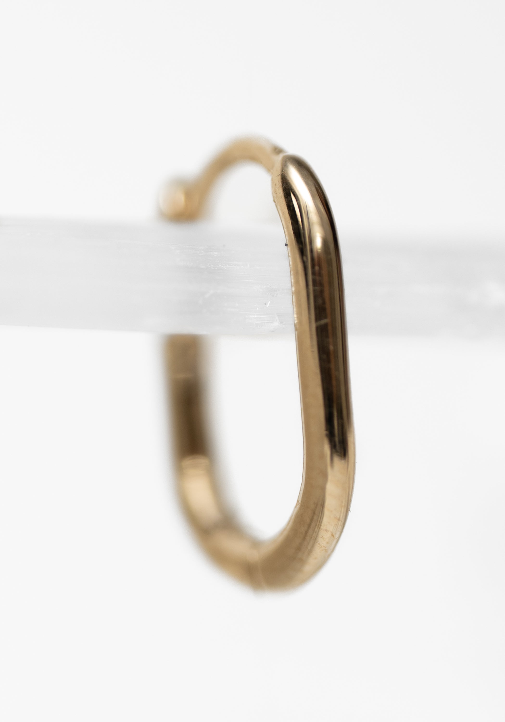 Single 9k Gold Oval Clicker Hoop - December Thieves