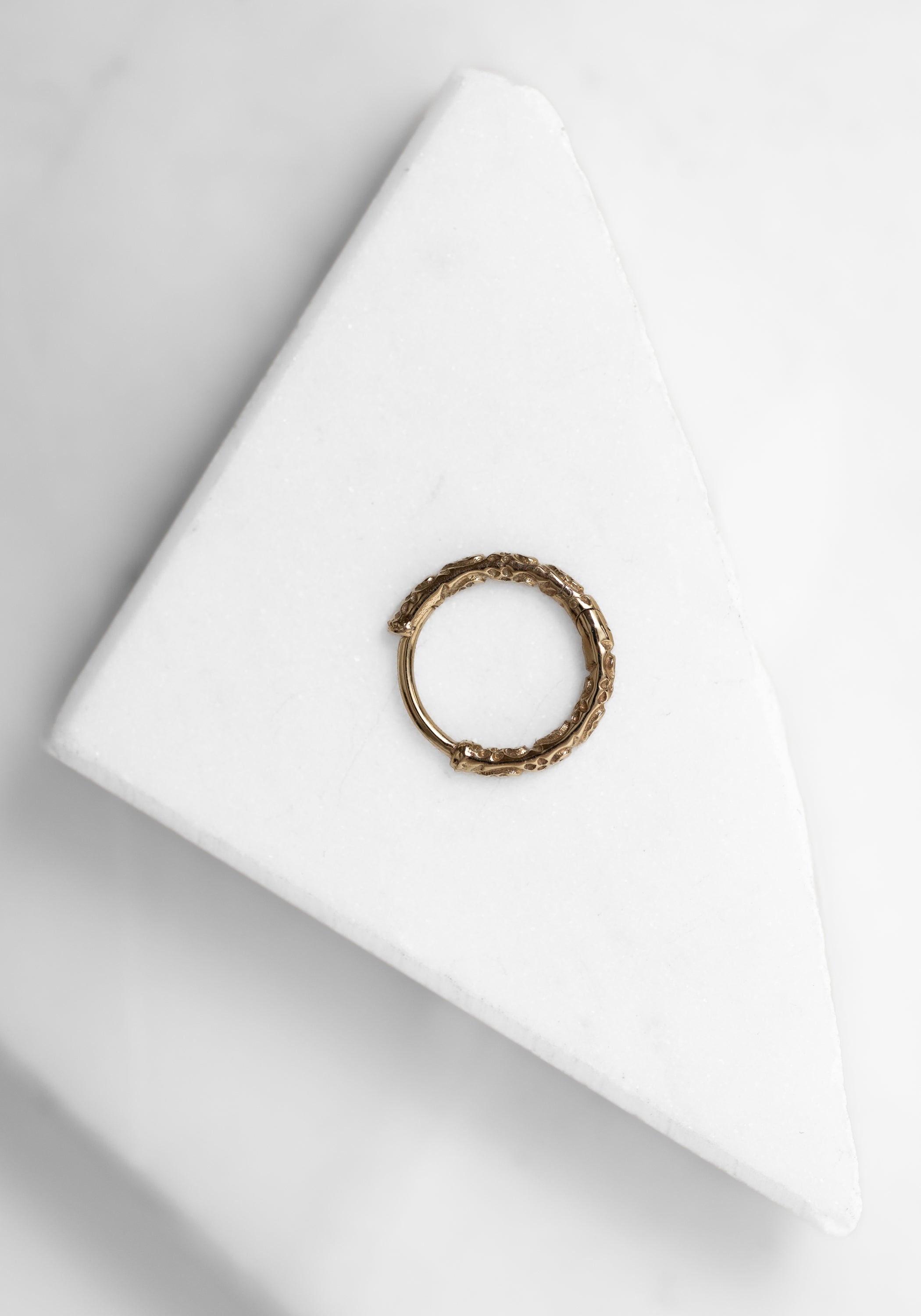 Single 9k Gold Engraved Clicker Hoop - December Thieves