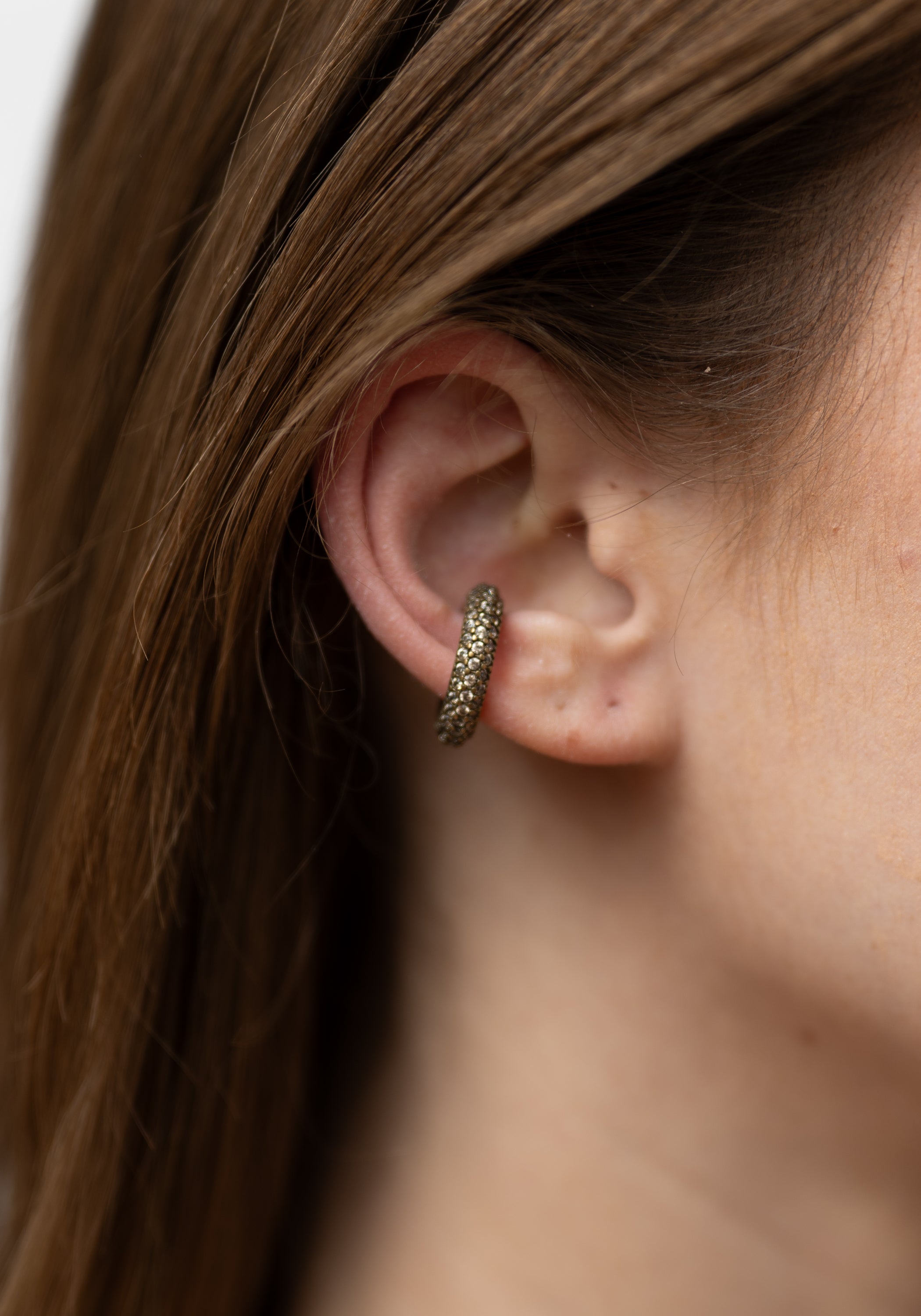 Echo Patinated Stainless and Pave Zirconiums Round Ear Cuff
