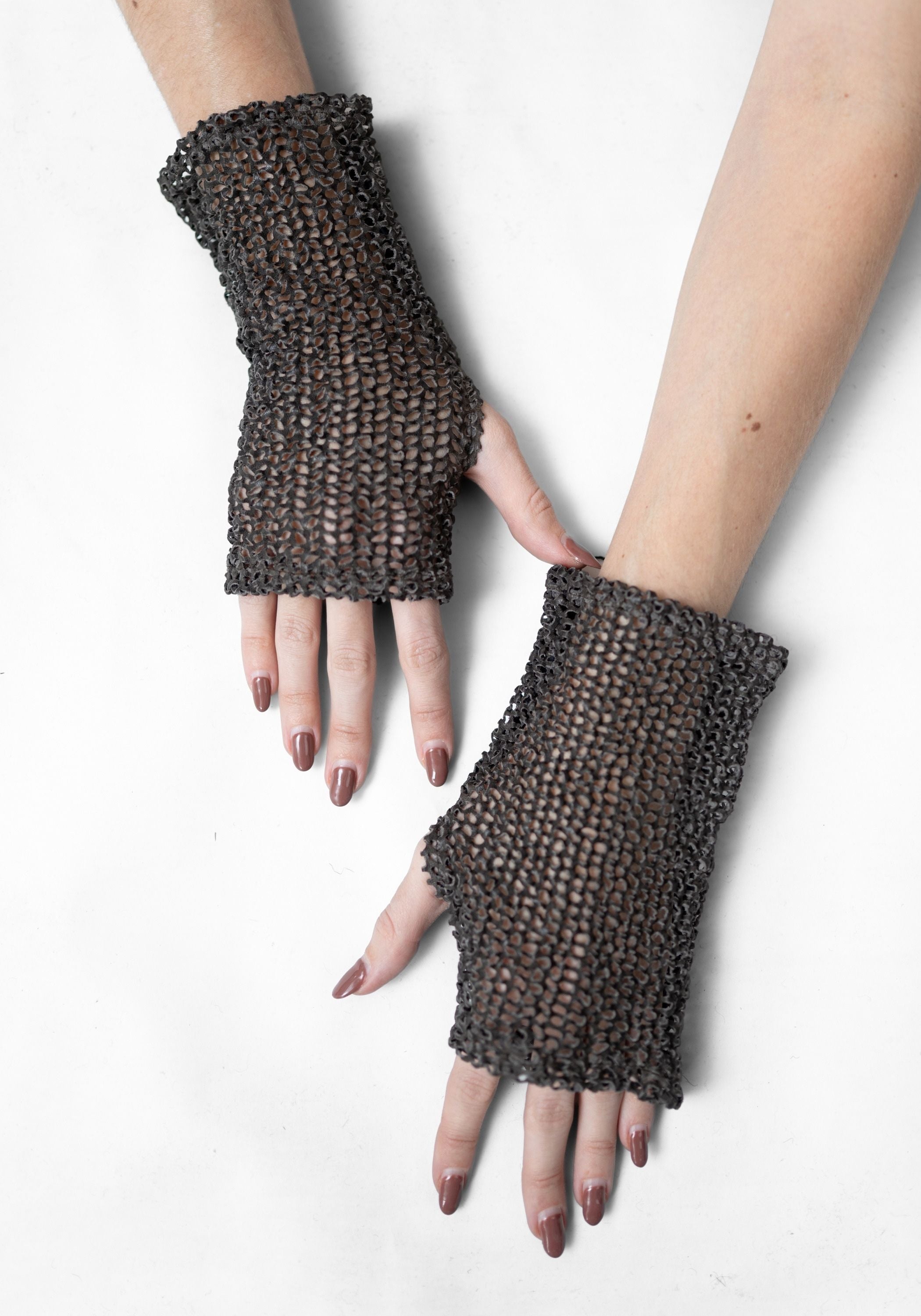 Betel Laser Cut Leather Fingerless Gloves