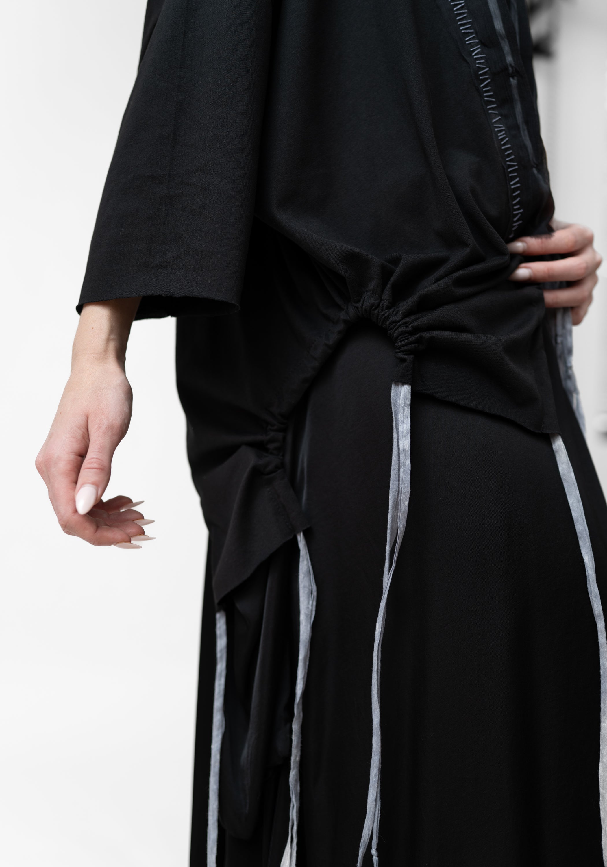 Medusa Asymmetric Layered Front Drawstring Hem T-Shirt