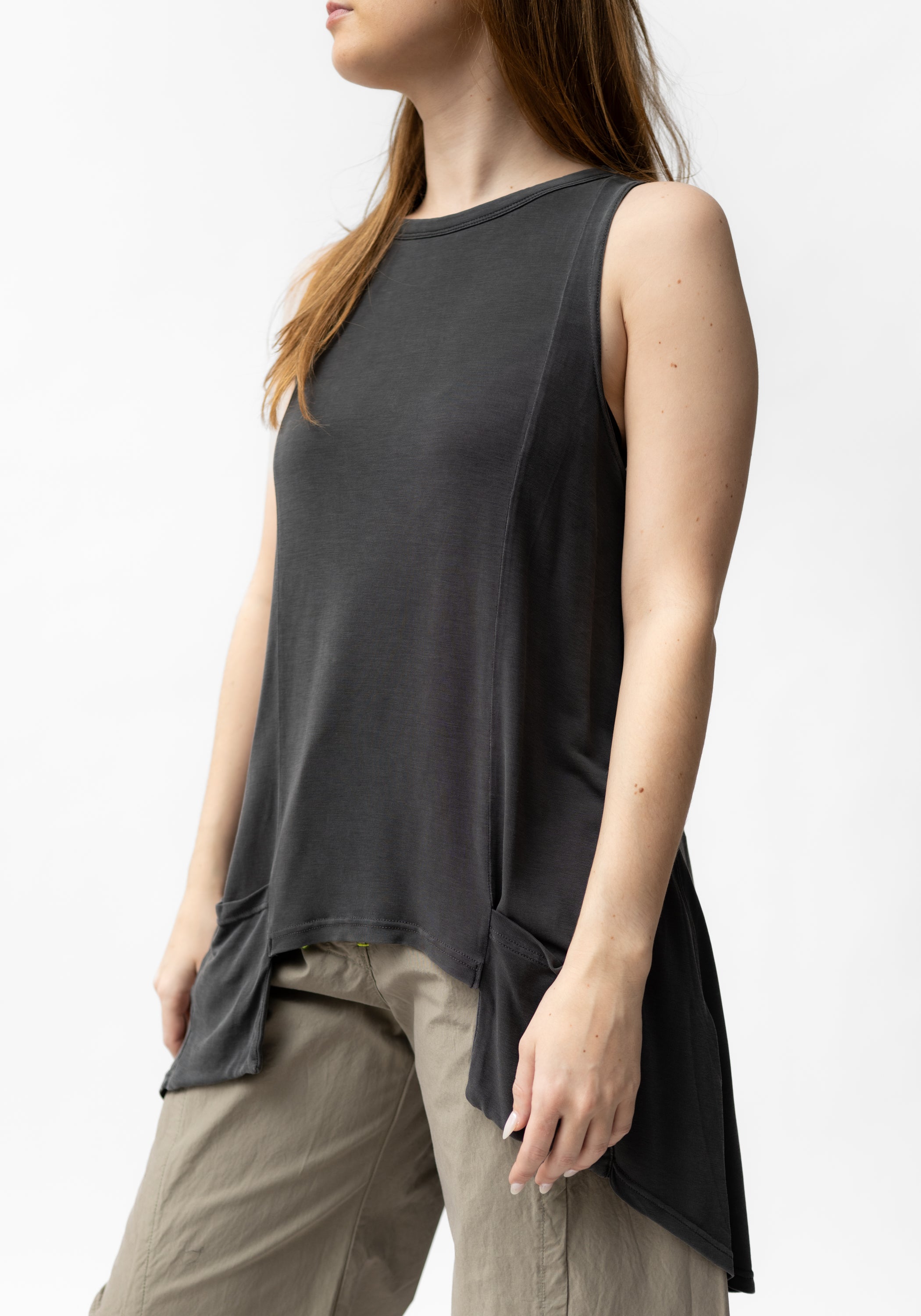 Long Asymmetric Pocket Detail Tank