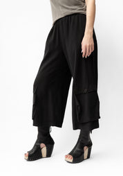 Cropped Wide Leg Bold Pocket Detail Pants