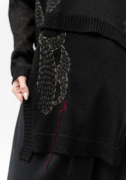 Plaza Hand Embroidered V-Neck Knit Linen Pullover