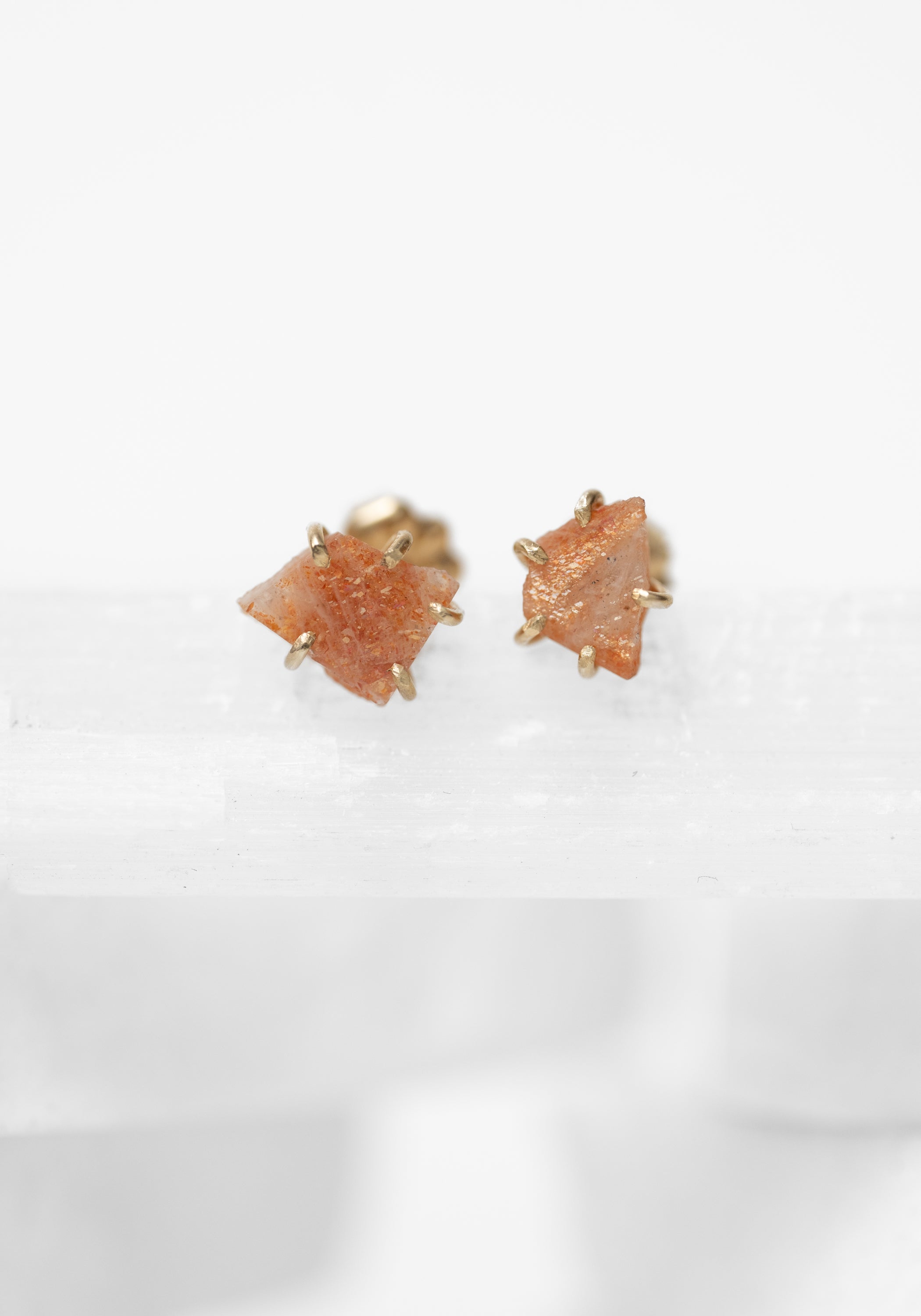 14k Gold Sunstone Petite Studs