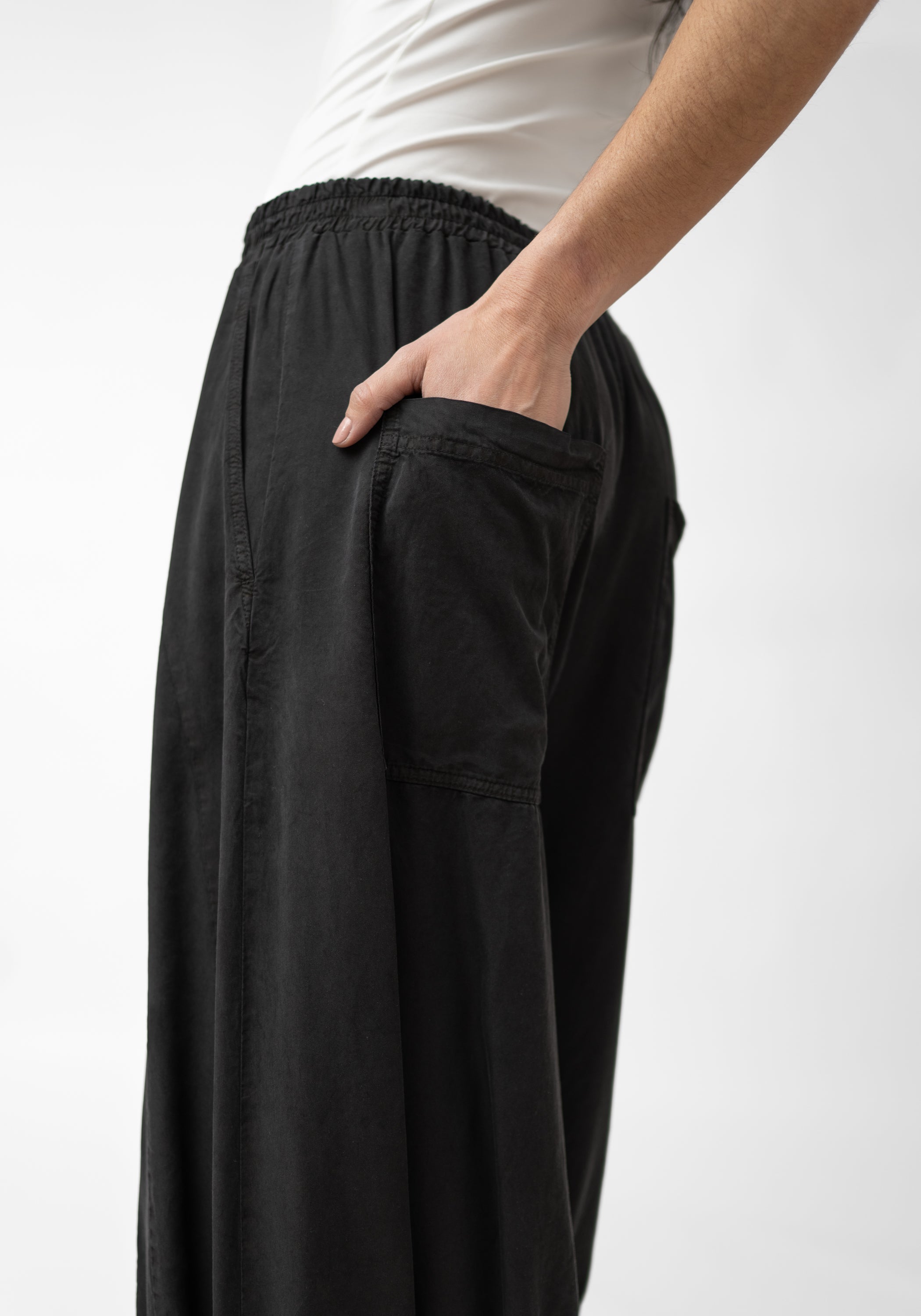 Paneled Tapered Wide Leg Pants - December Thieves