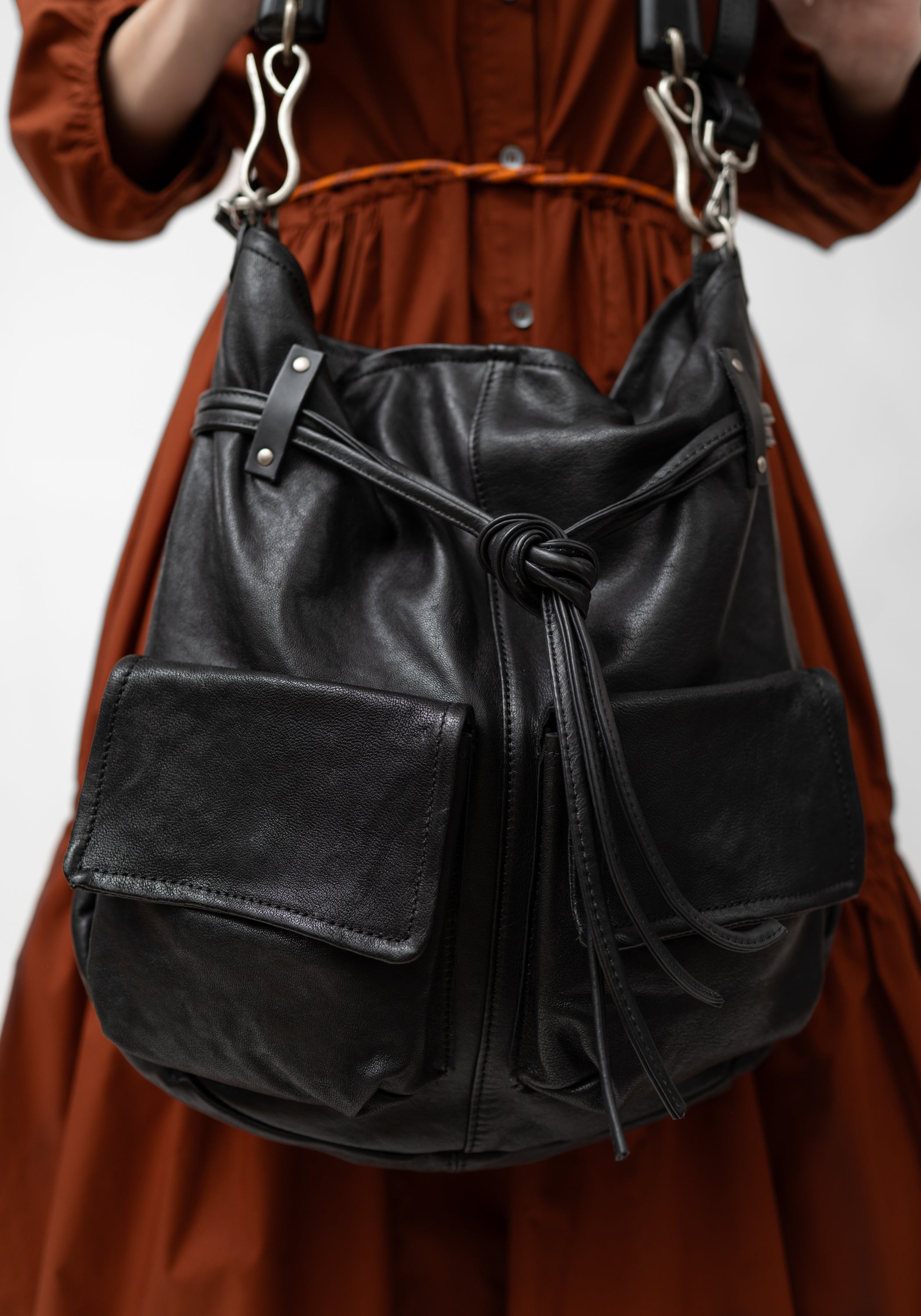 Oldis Black Leather Pockets Detail Bag - December Thieves