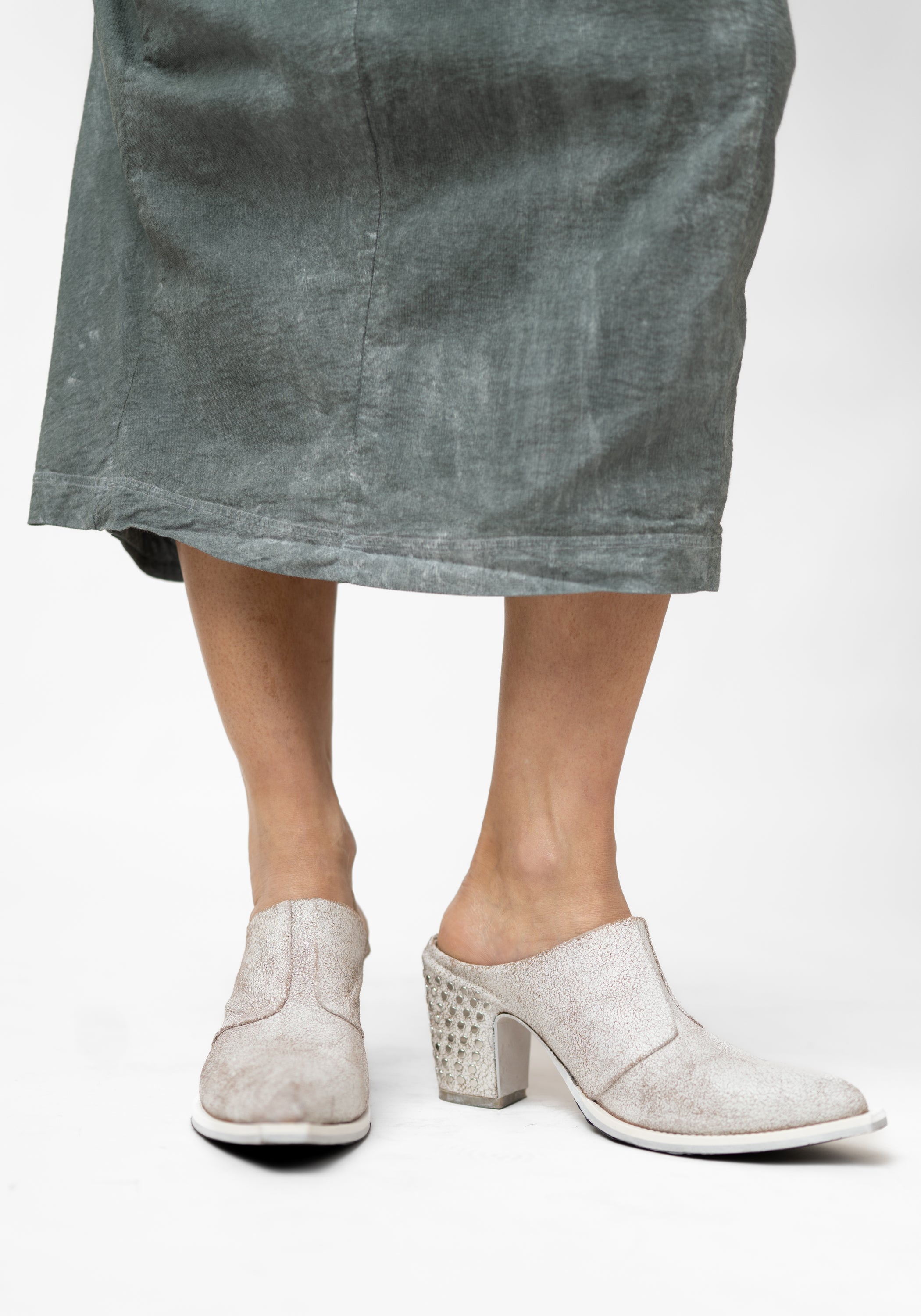 Camilla Rivet Hand Painted Off White Leather Mule - December Thieves