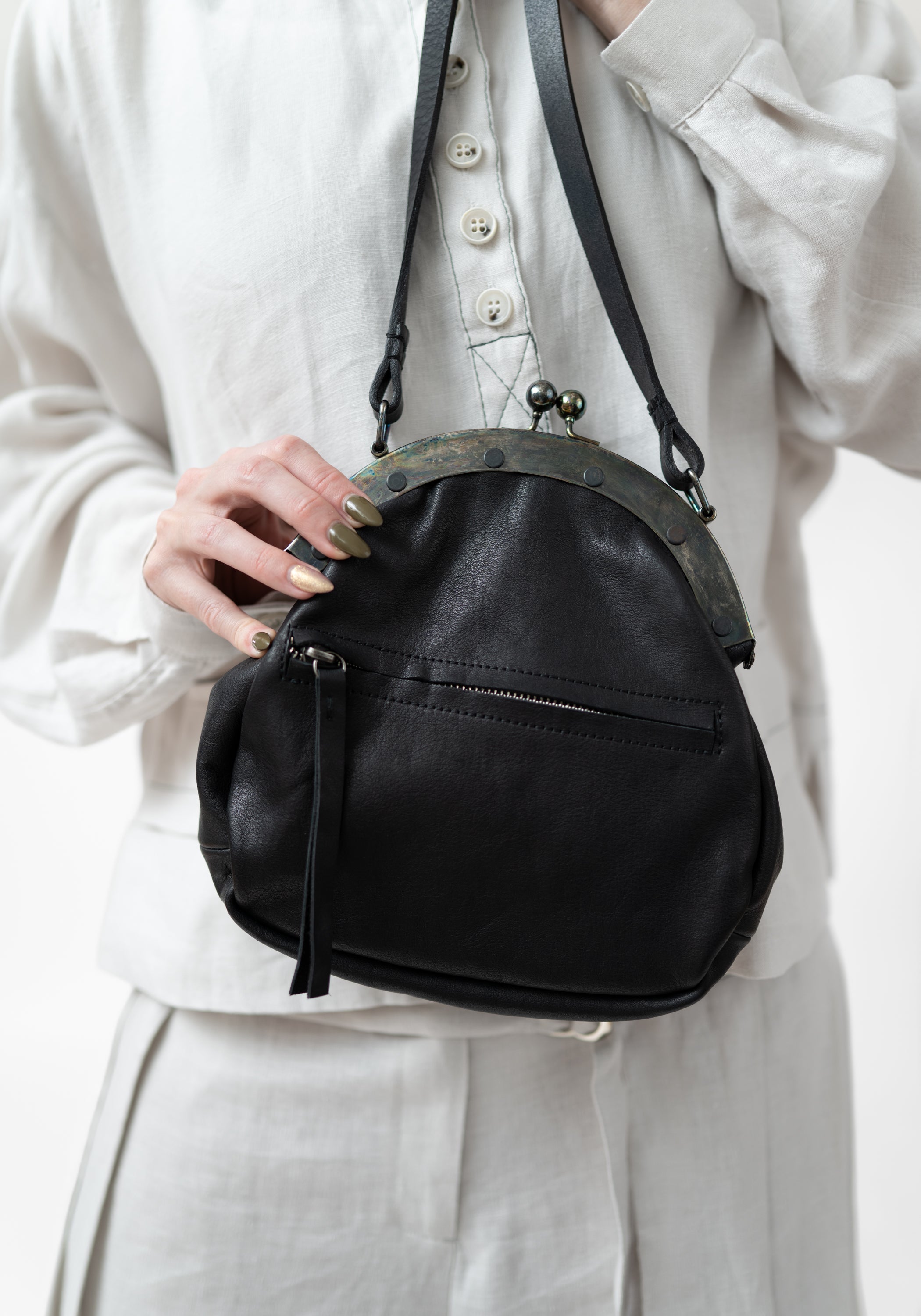 Large Pear Distressed Black Leather Bag