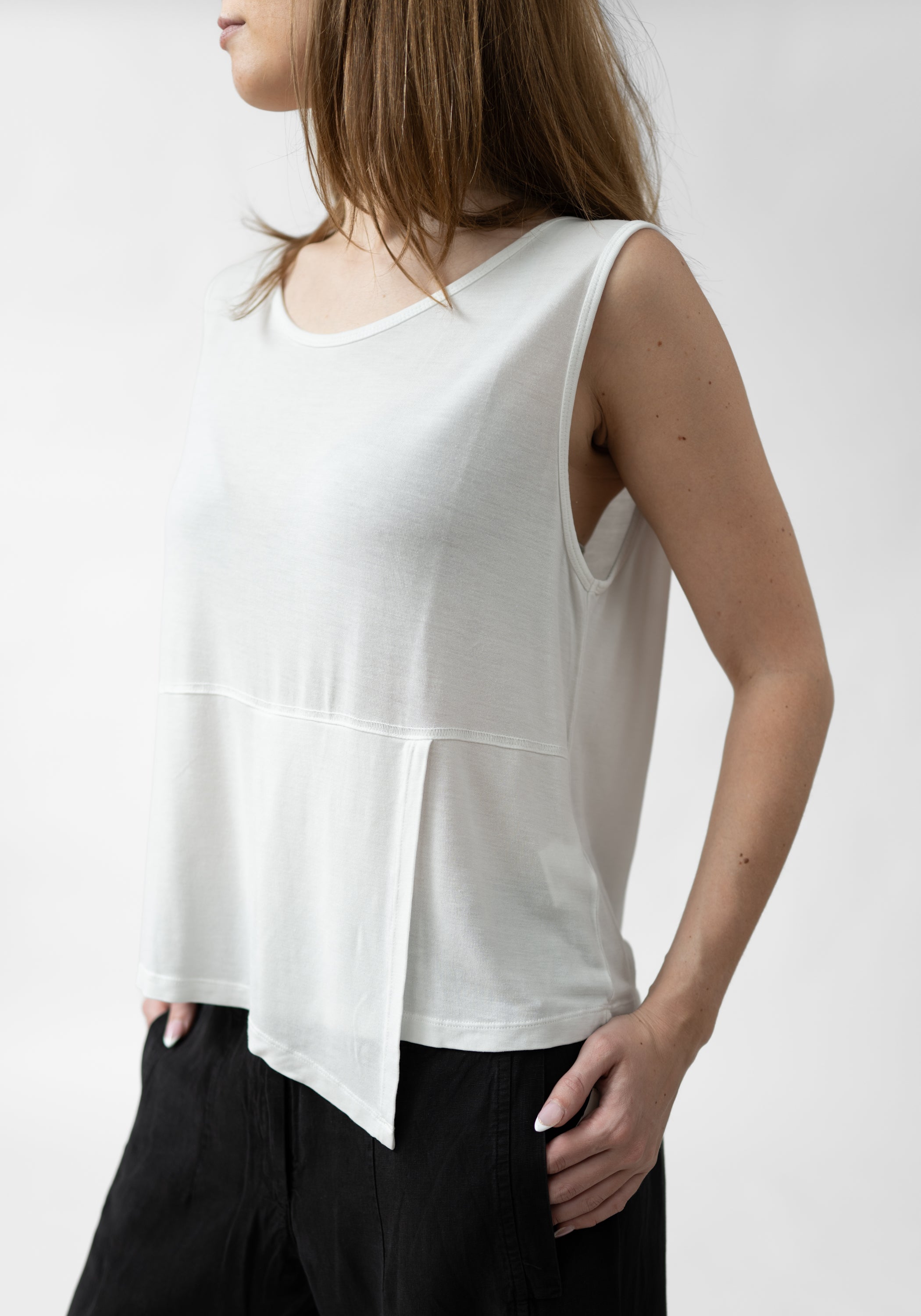 Asymmetric Hem Tank - December Thieves