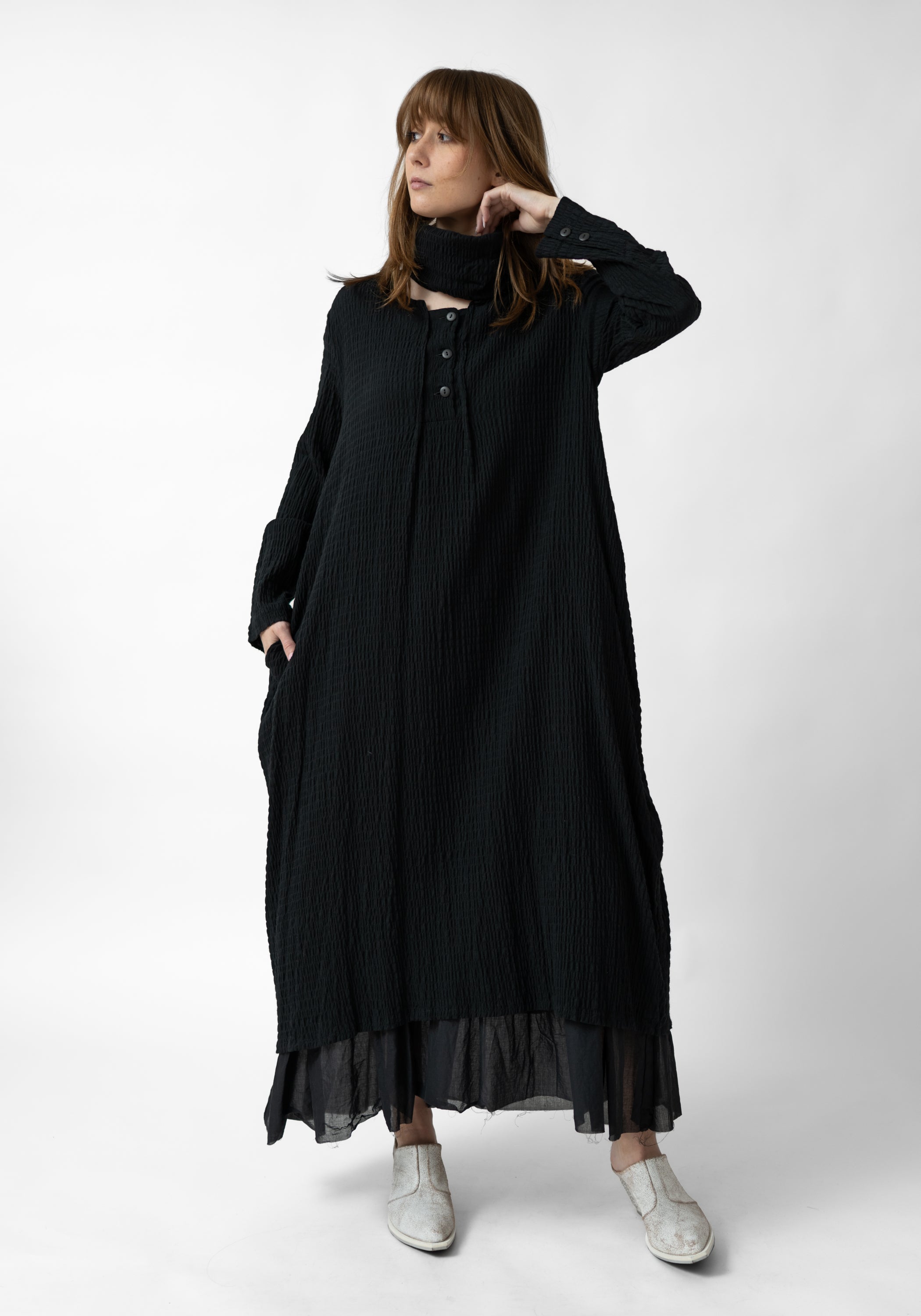 Vera Crinkle Maxi Dress With Snood - December Thieves