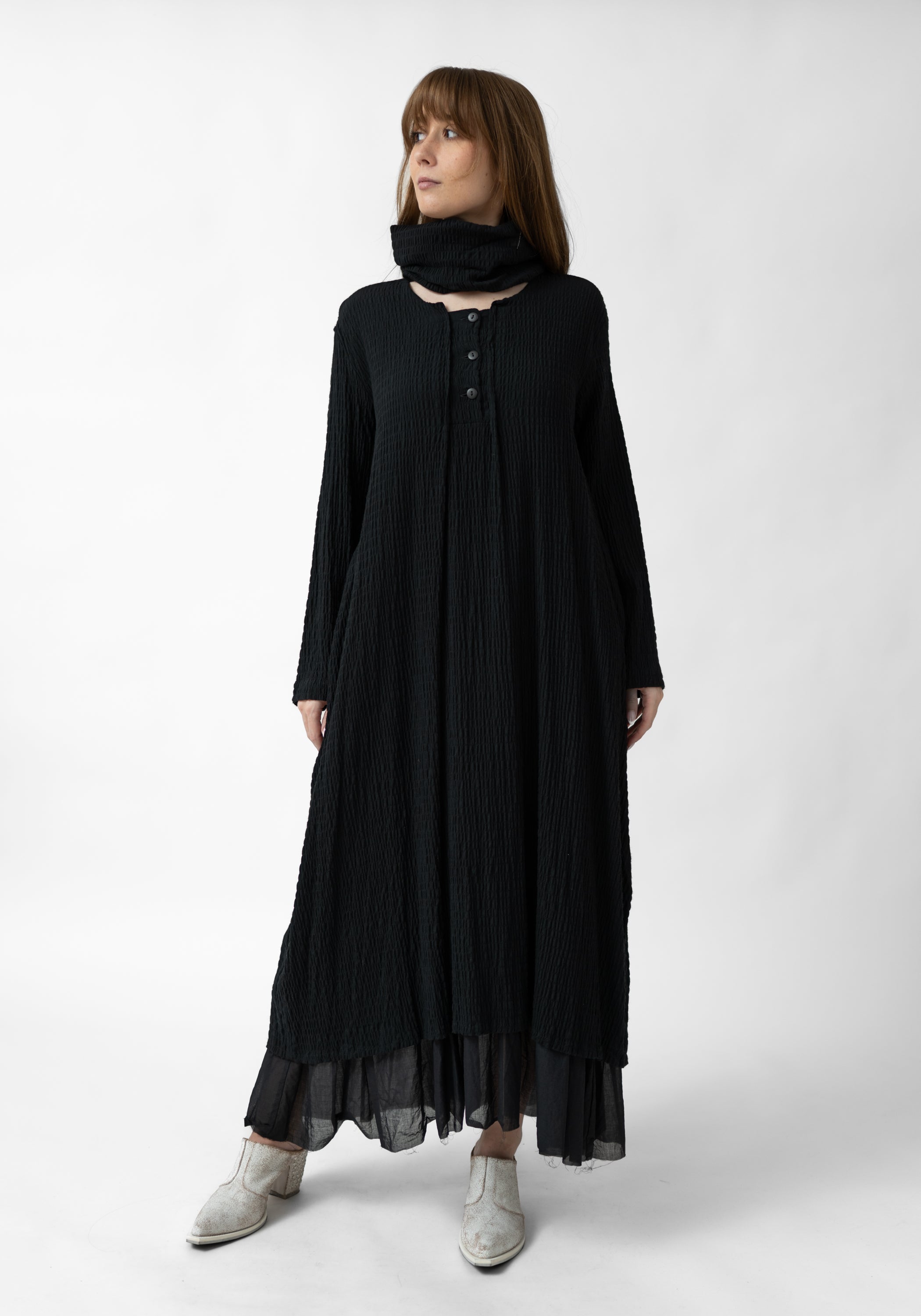 Vera Crinkle Maxi Dress With Snood - December Thieves