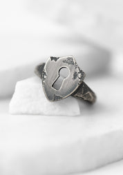 'Enter Shield' Sterling Keyhole Shield Ring