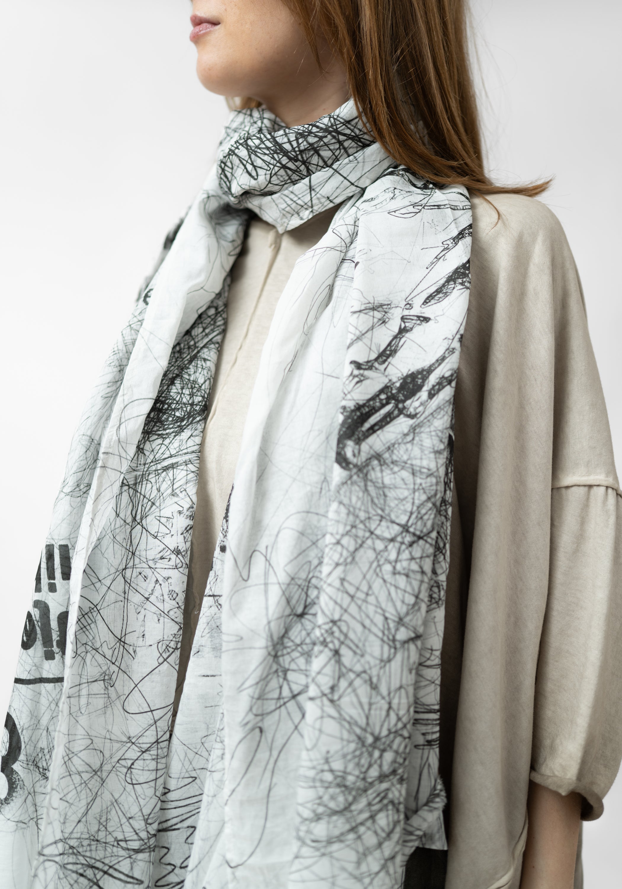 Avisto Printed Scarf - December Thieves