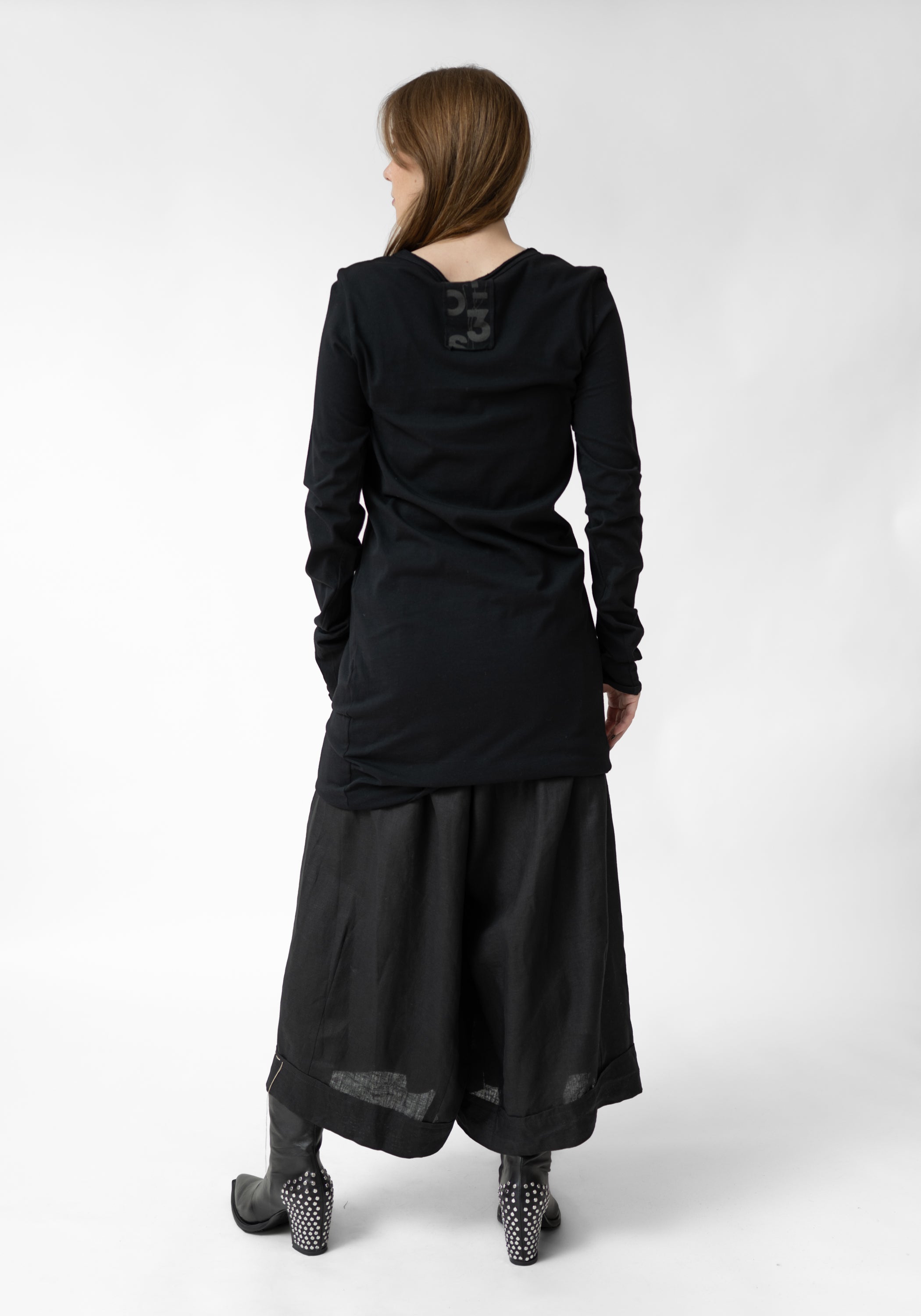Darina Asymmetric Long Sleeve Top