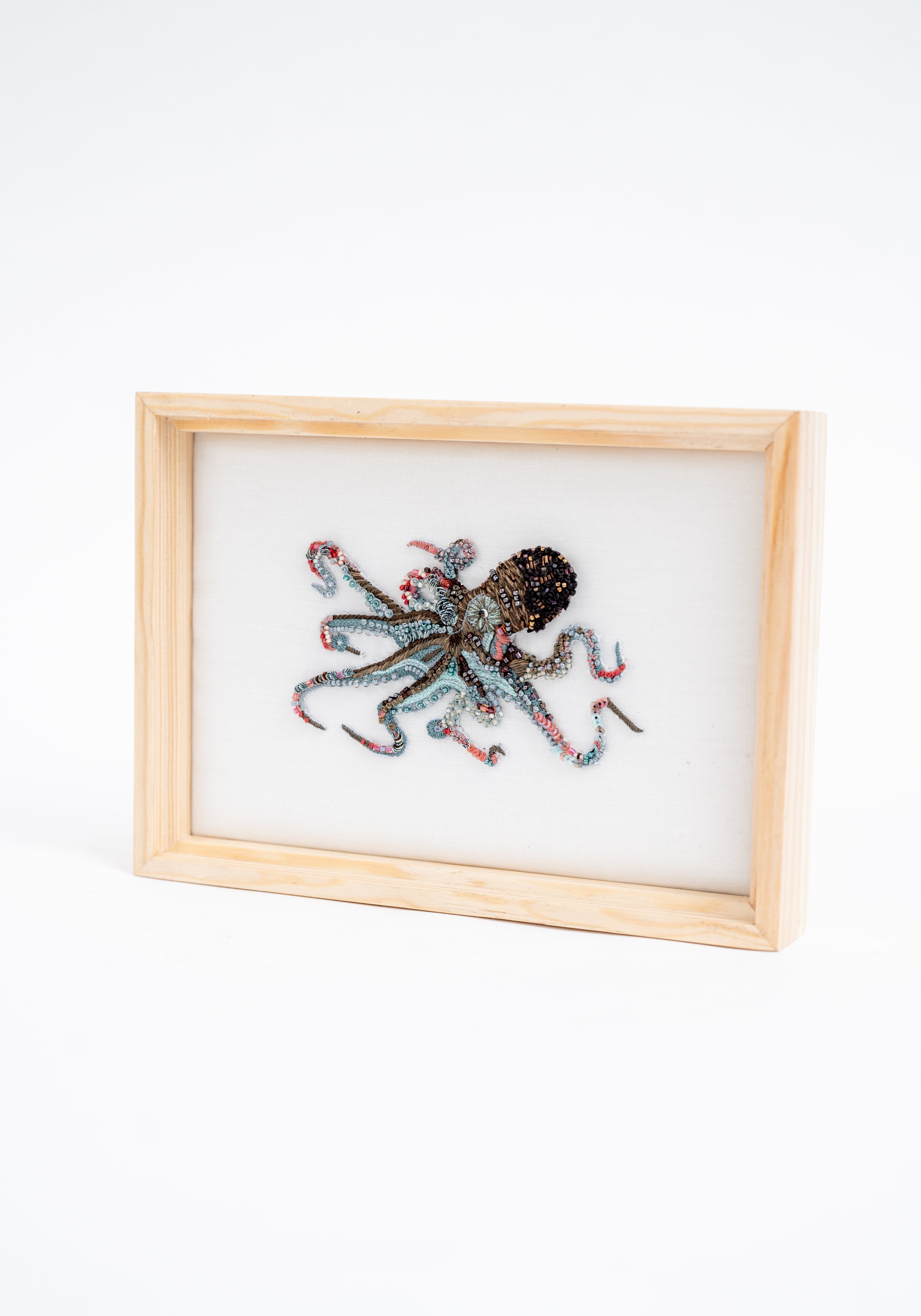 Common Octopus Framed Beaded Art | Trovelore