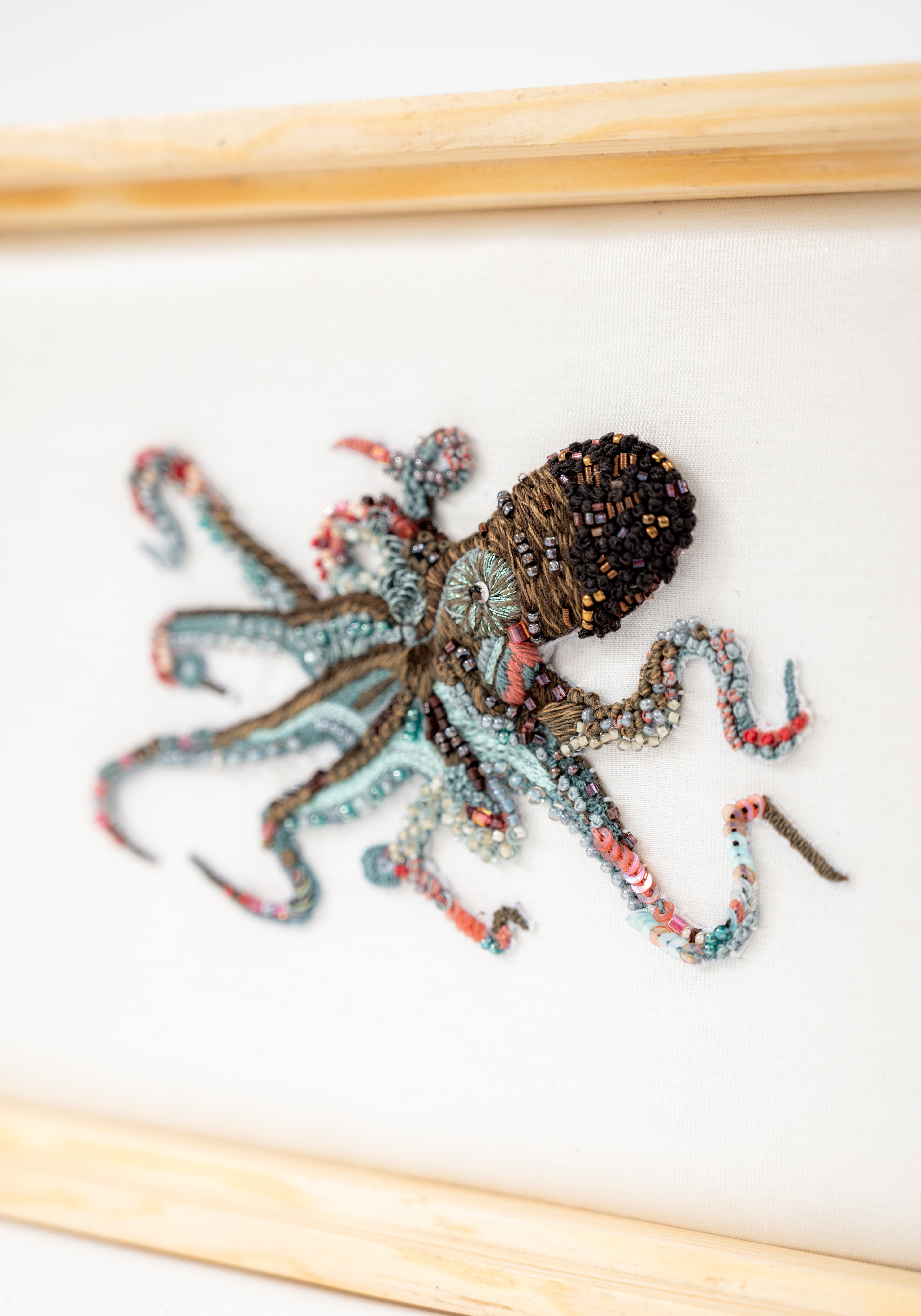 Common Octopus Framed Beaded Art | Trovelore