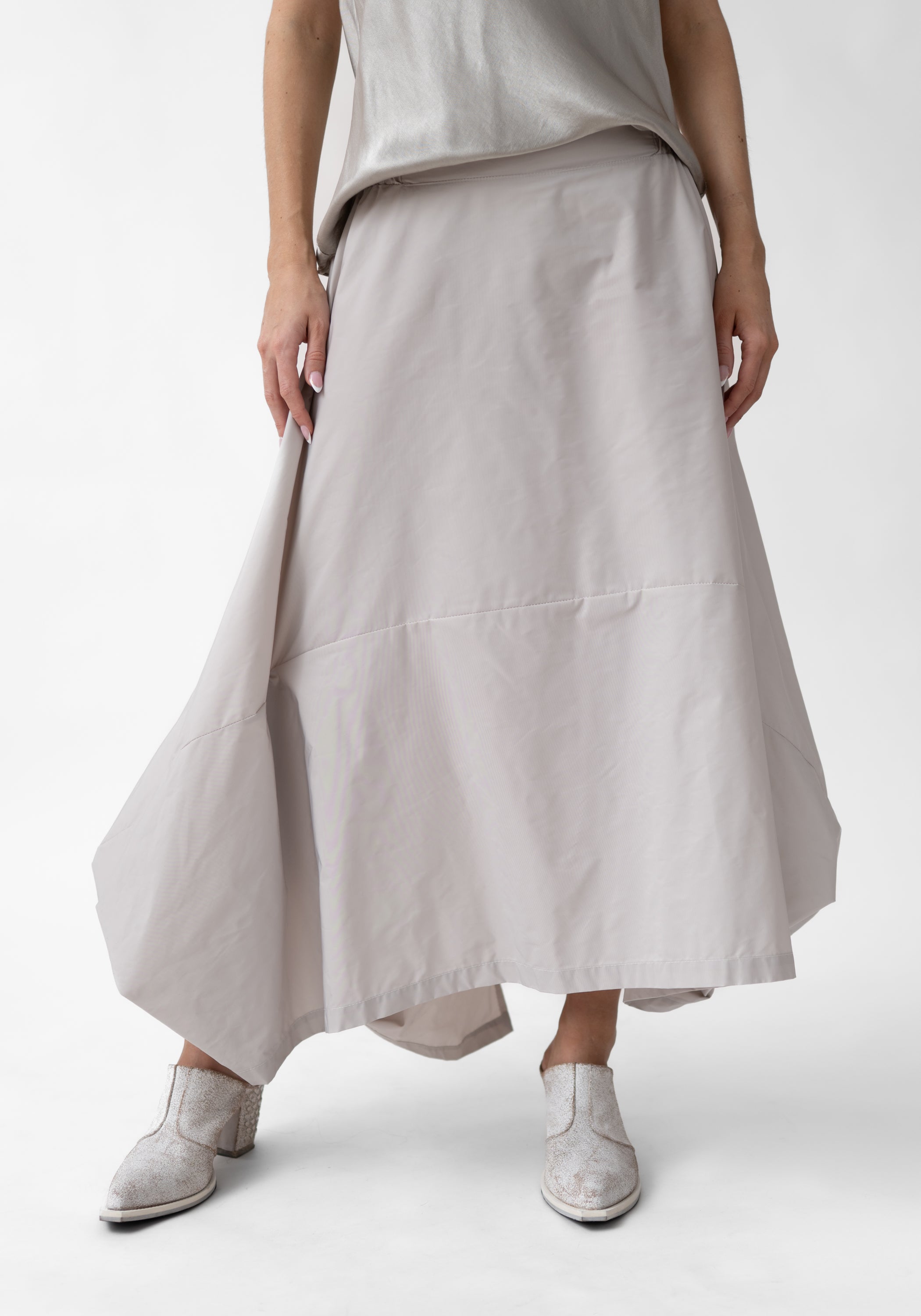 Asymmetric Architectural Skirt