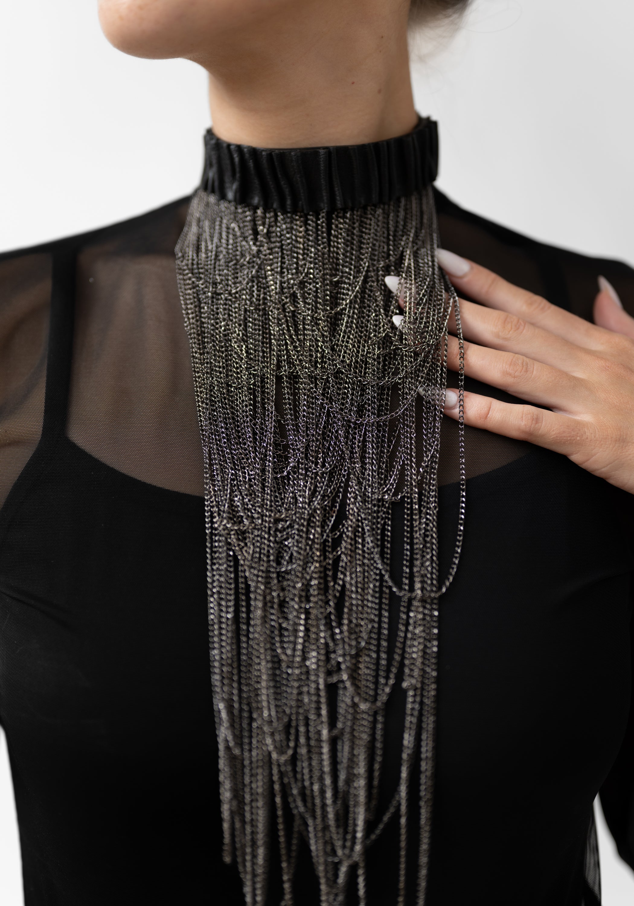 Black Wave Draped Chain Detail Necklace