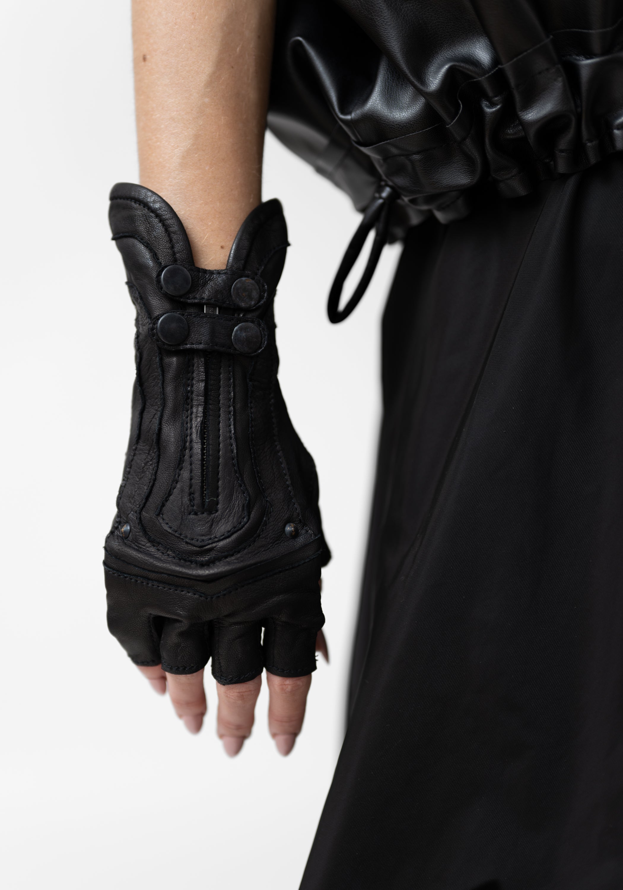 Zip Detail Archery Fingerless Gloves