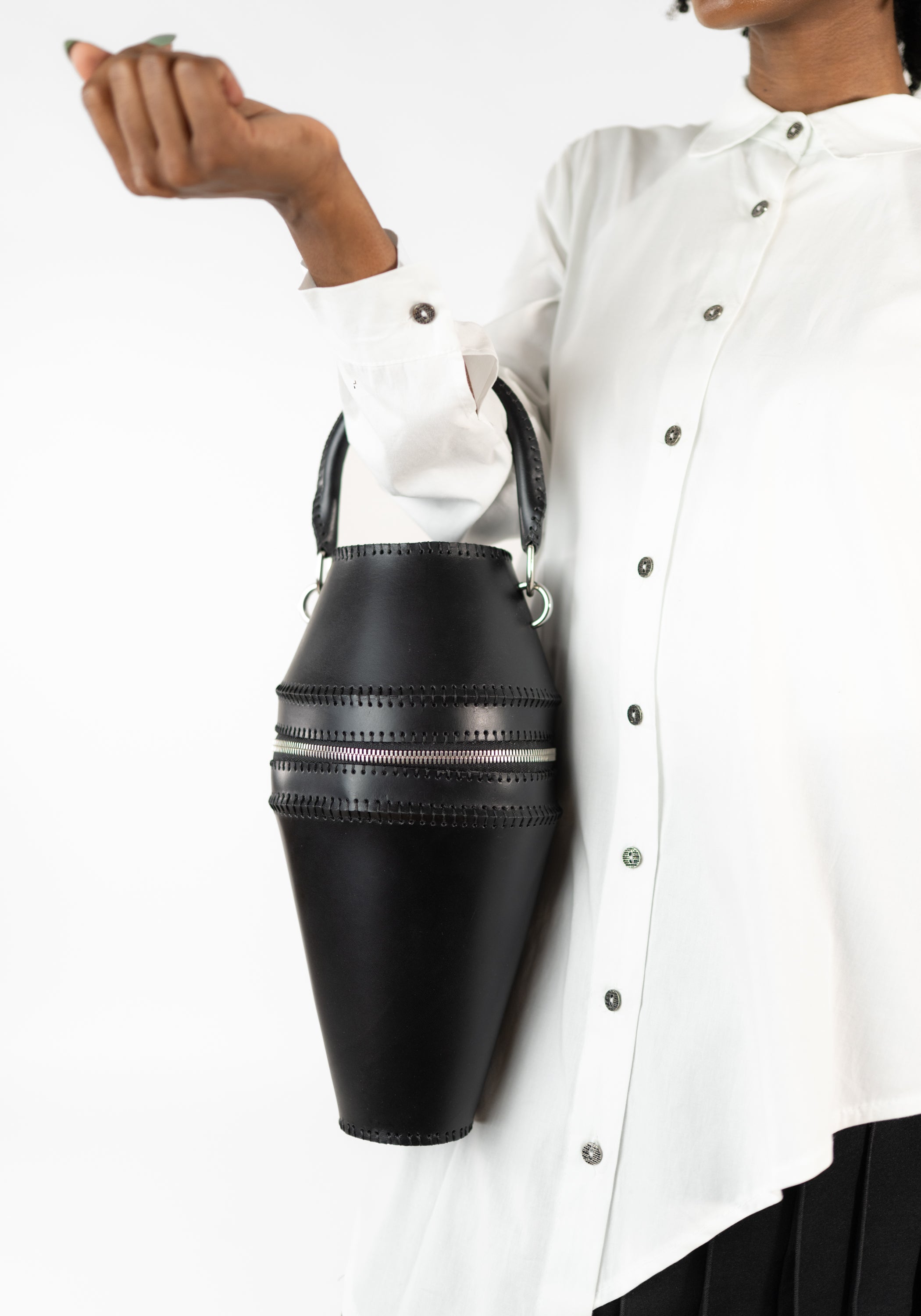 Pre-Order: Urn Big Leather Bag