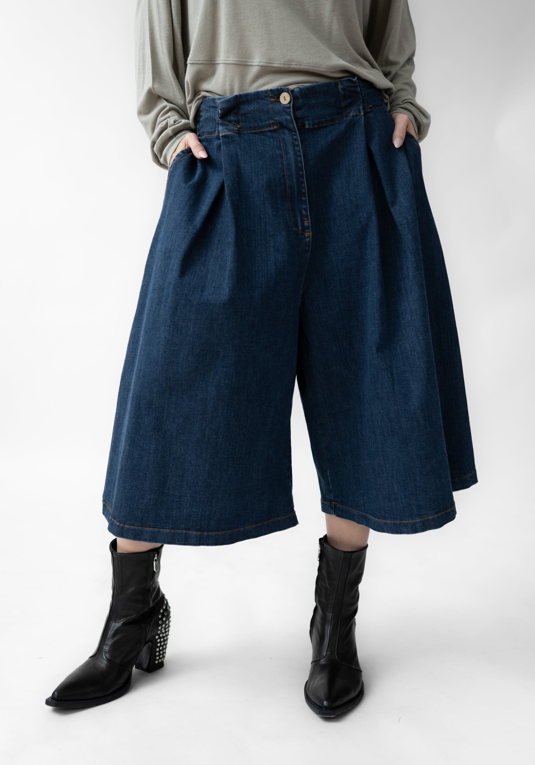 Cropped Wide Leg Denim Pants - December Thieves